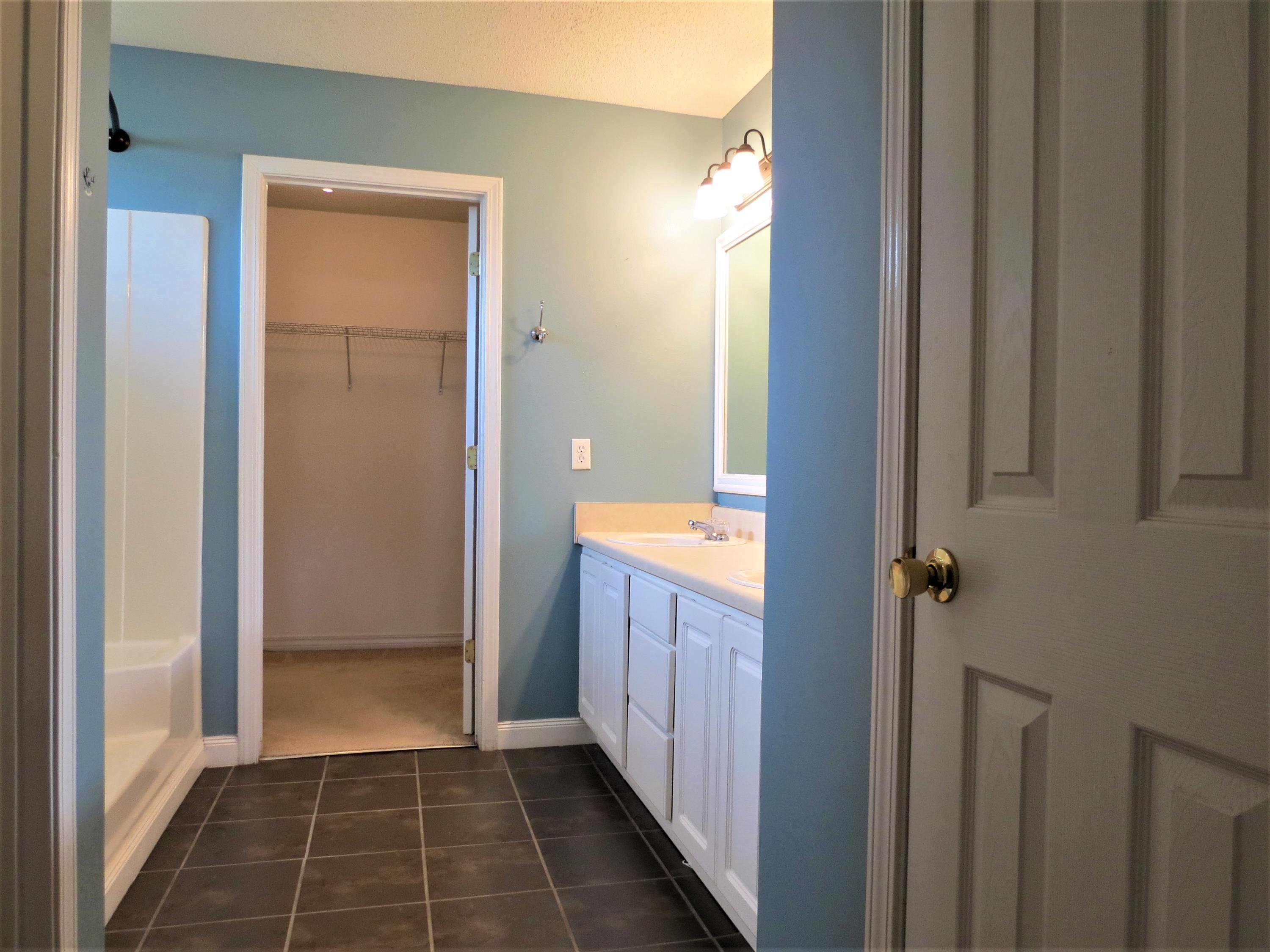 NORTHVIEW ESTATES 5TH ADDN - Residential