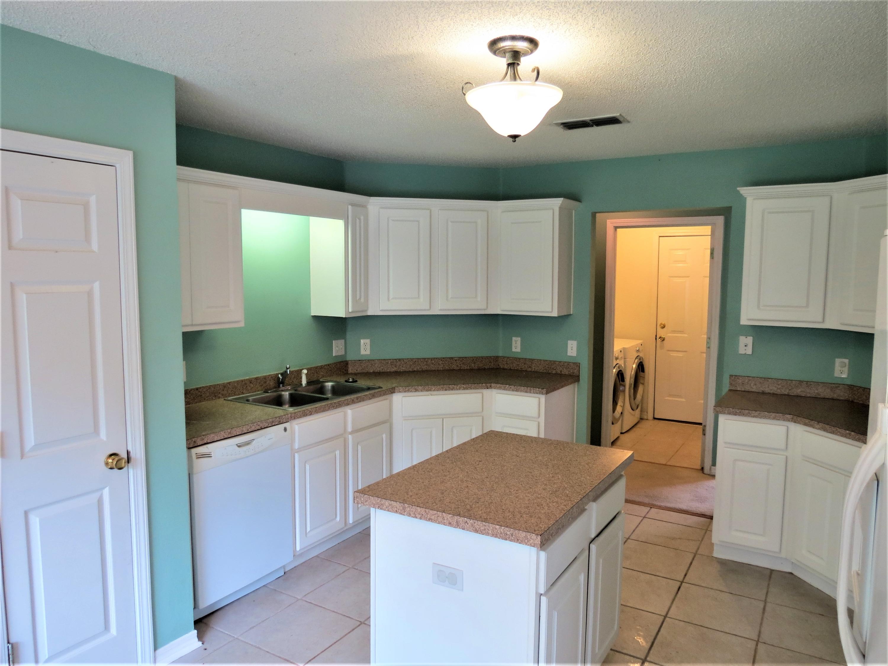 NORTHVIEW ESTATES 5TH ADDN - Residential