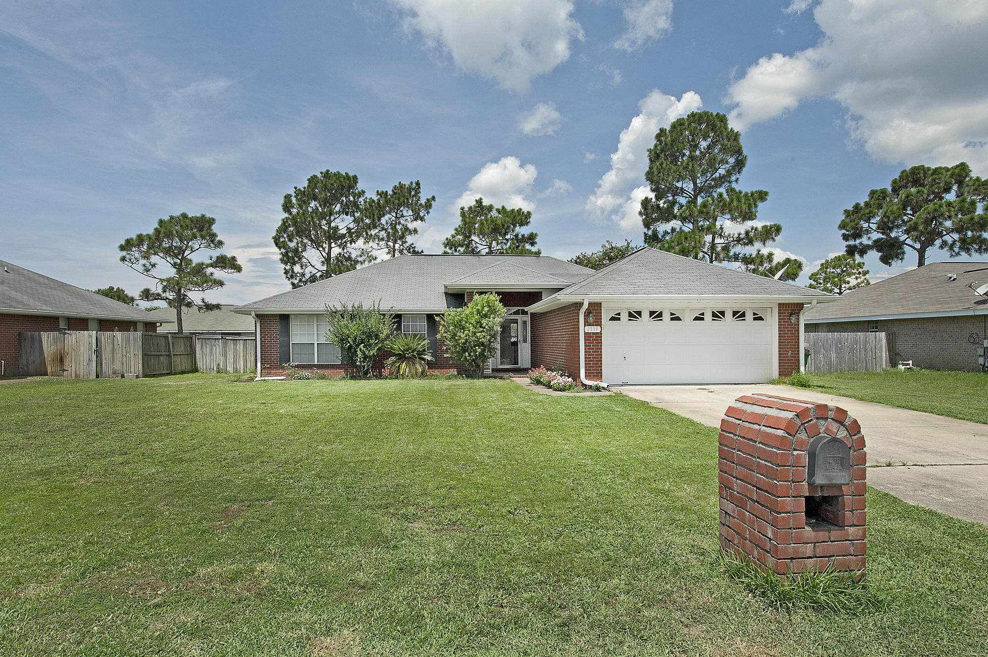 CREETWOODS - Residential