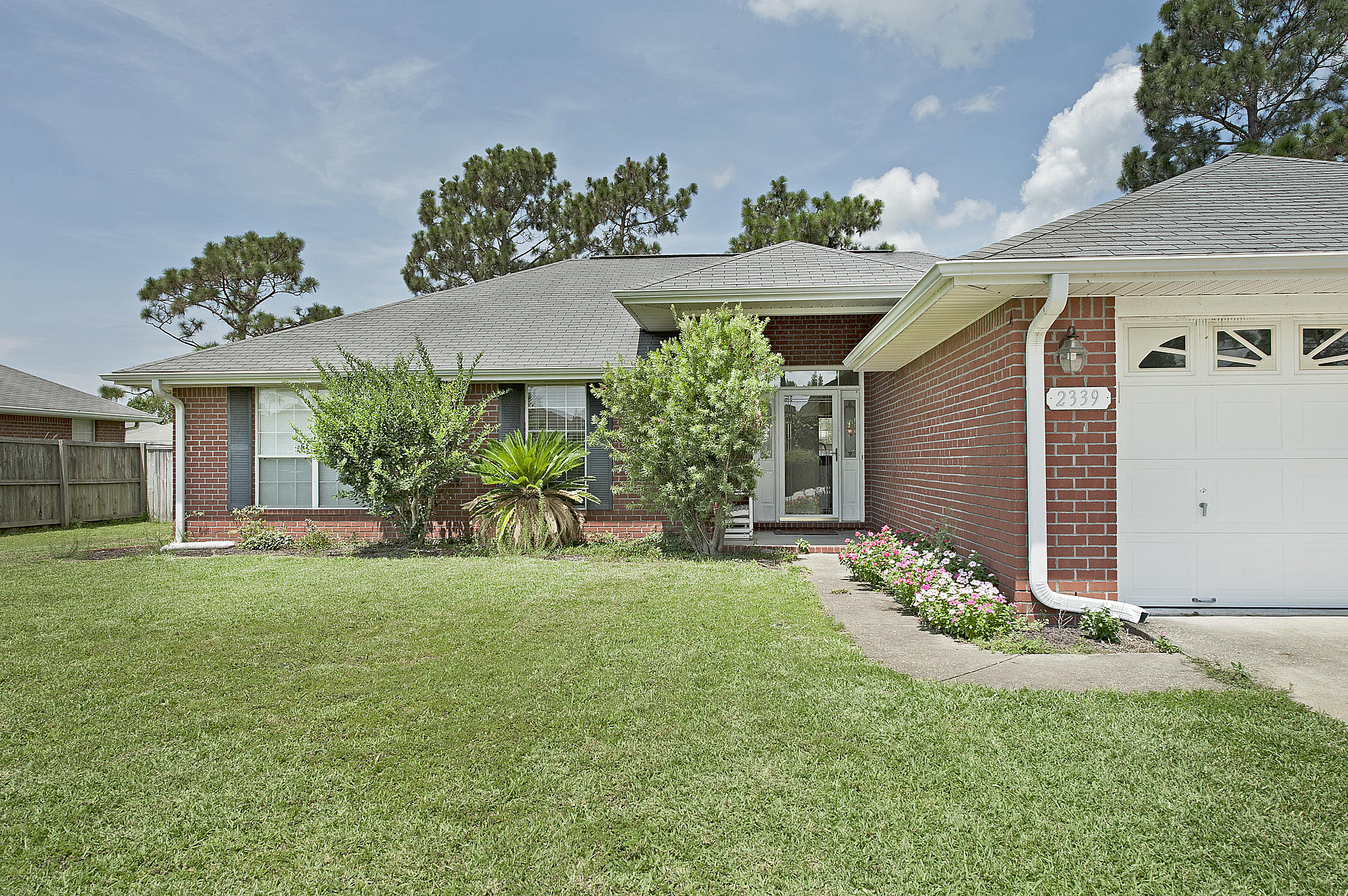 CREETWOODS - Residential