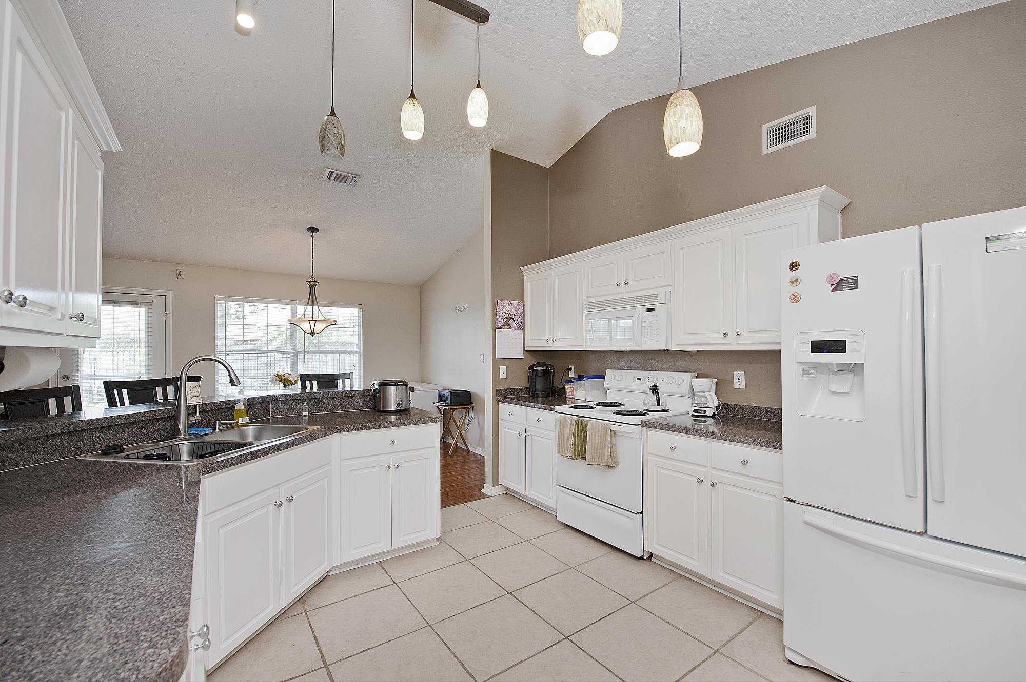 CREETWOODS - Residential