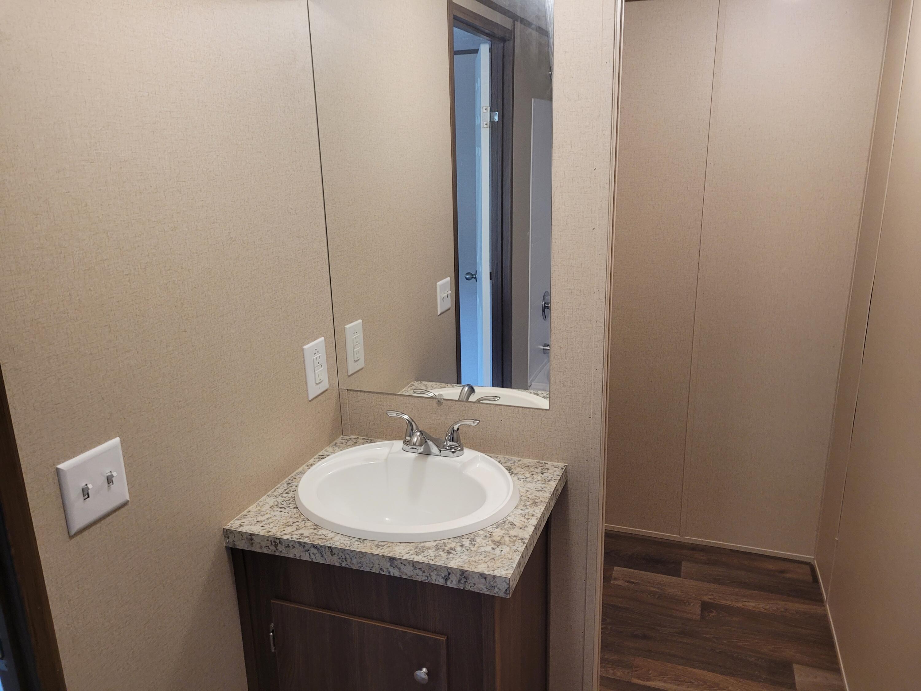 OAKWOOD HILLS UNIT 1 - Residential