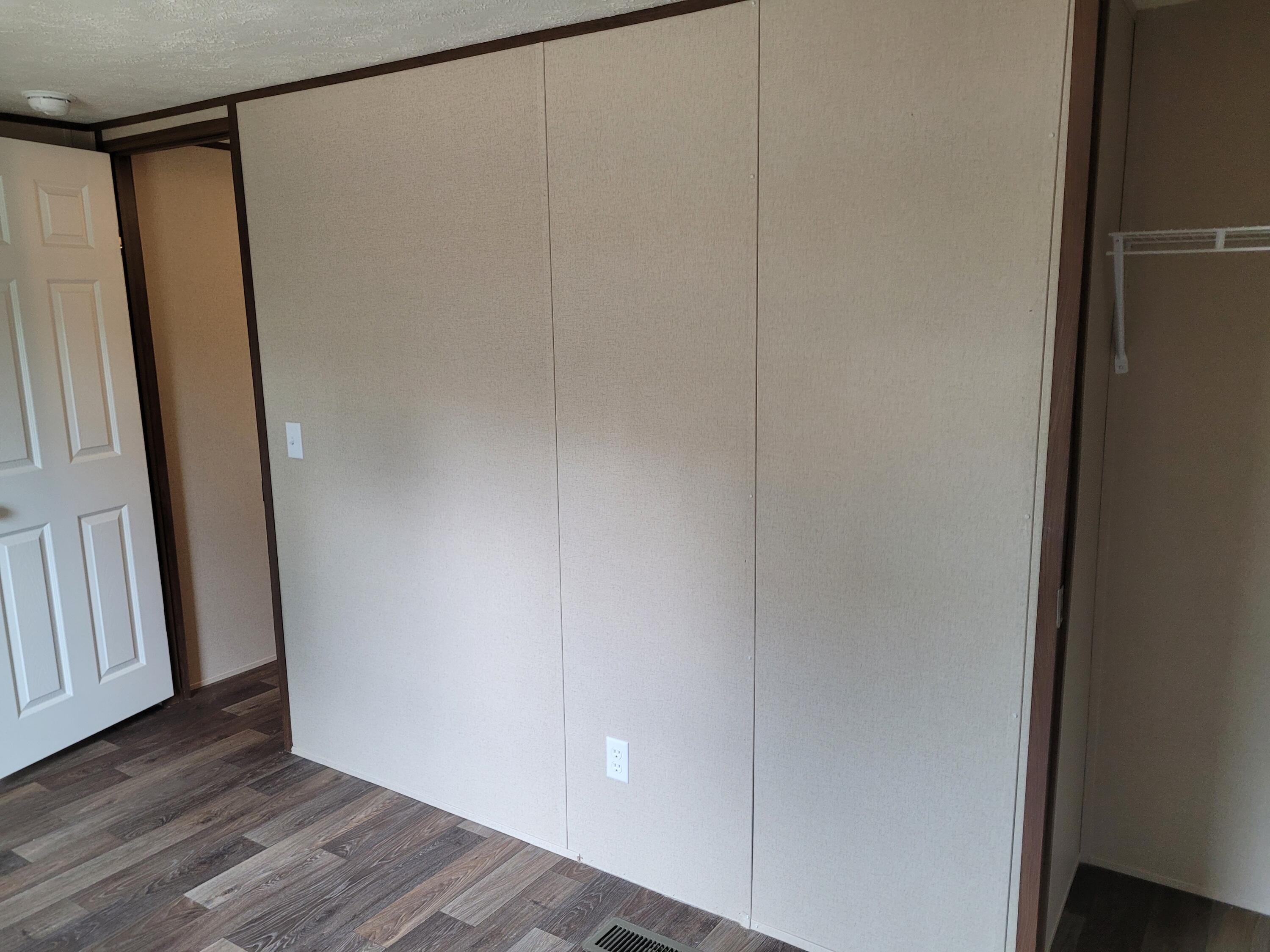 OAKWOOD HILLS UNIT 1 - Residential