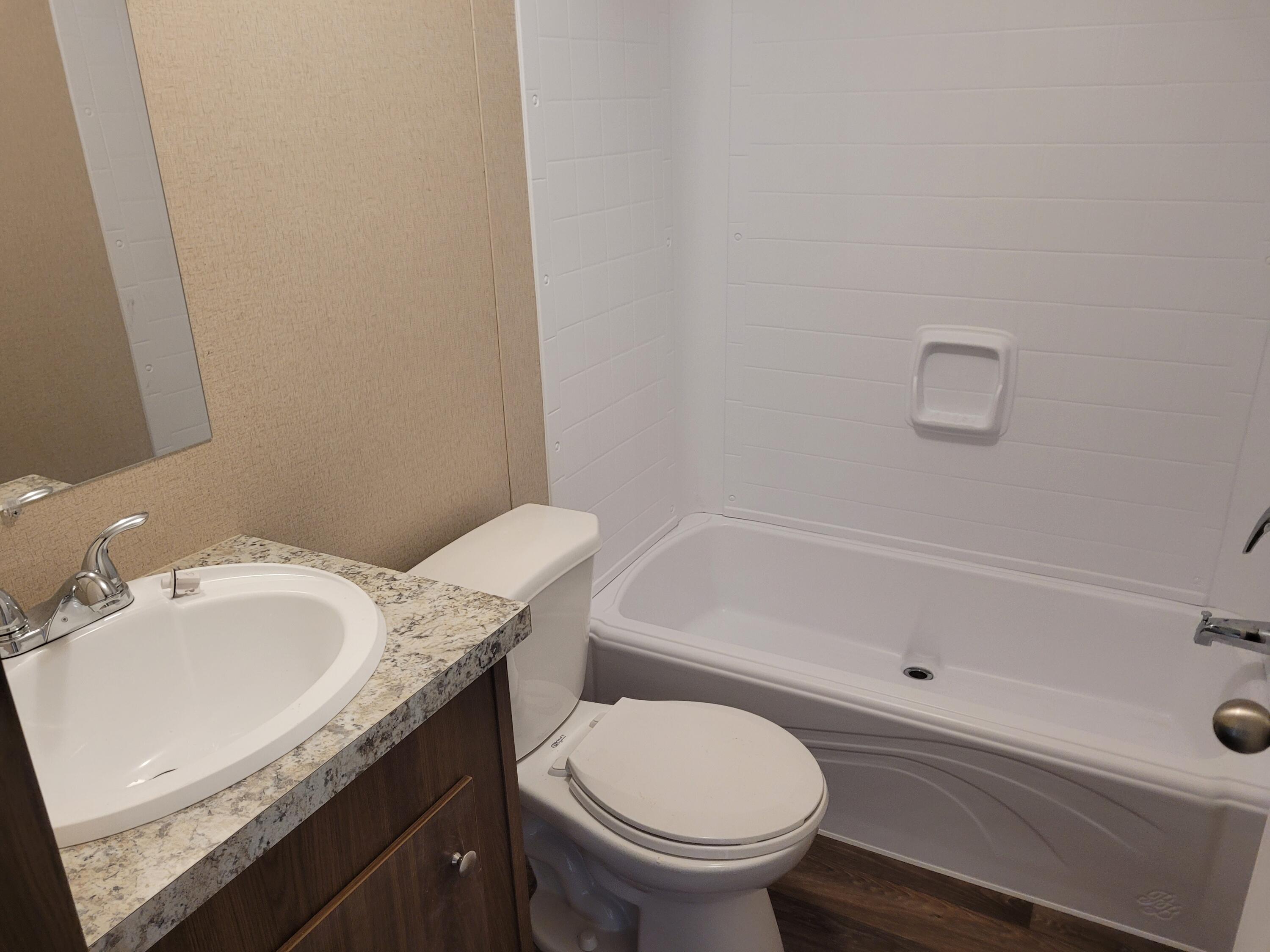 OAKWOOD HILLS UNIT 1 - Residential