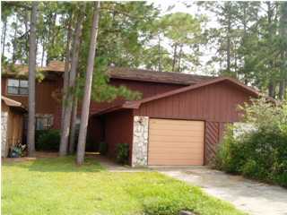 Spacious townhouse with wood burning fireplace and one car detached garage. Large living/dining area,tile in kitchen and bathrooms; all bedrooms on 2nd level; new privacy fence in back yard. Small pets allowed (fully grown under 25 lbs) with non-ref pet fee. Plenty of kitchen and counter space. Call today for an appointment!