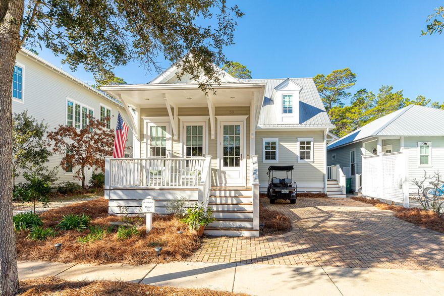 Charming Greenway Park Retreat Nestled Against National ForestWelcome to your dream home in the picturesque Greenway Park, where tranquility meets luxury. This stunning residence offers the perfect blend of modern living and natural beauty, situated right against a national forest for the ultimate in privacy and serenity. Key Features:Enchanting Bedrooms:Three spacious en suite bedrooms ensure comfort and privacy for each resident..Two bedrooms located upstairs, adjacent to a versatile bunk/living/bonus room, providing an ideal space for relaxation and entertainment.The owner's suite on the main floor boasts a double marble vanity, a sumptuous soaking tub, and a rejuvenating steam shower.Gourmet Kitchen: