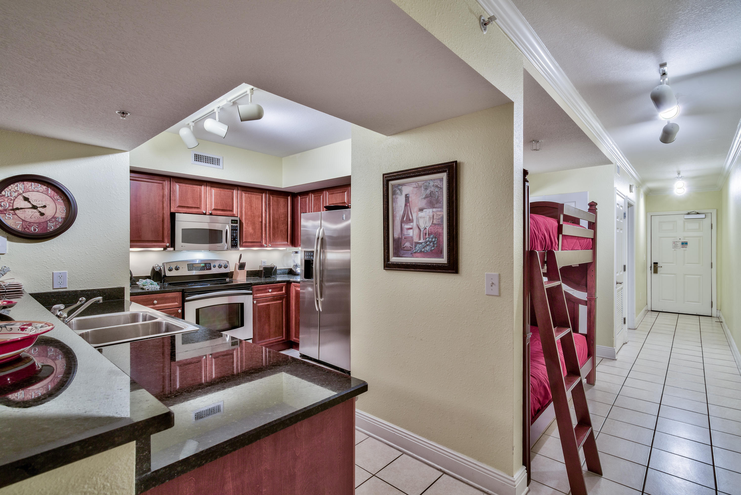 EMERALD BEACH RESORT - Residential