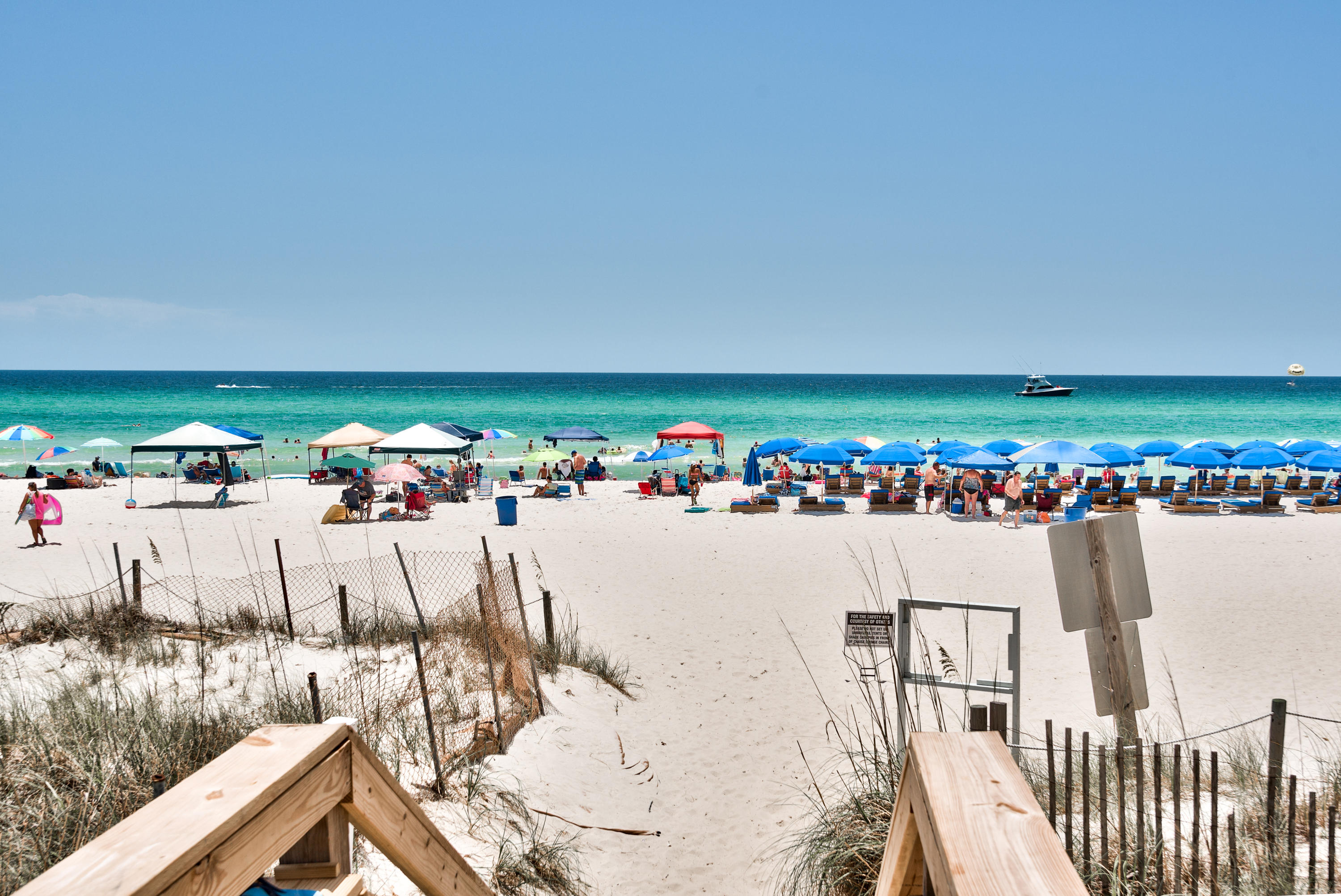 EMERALD BEACH RESORT - Residential