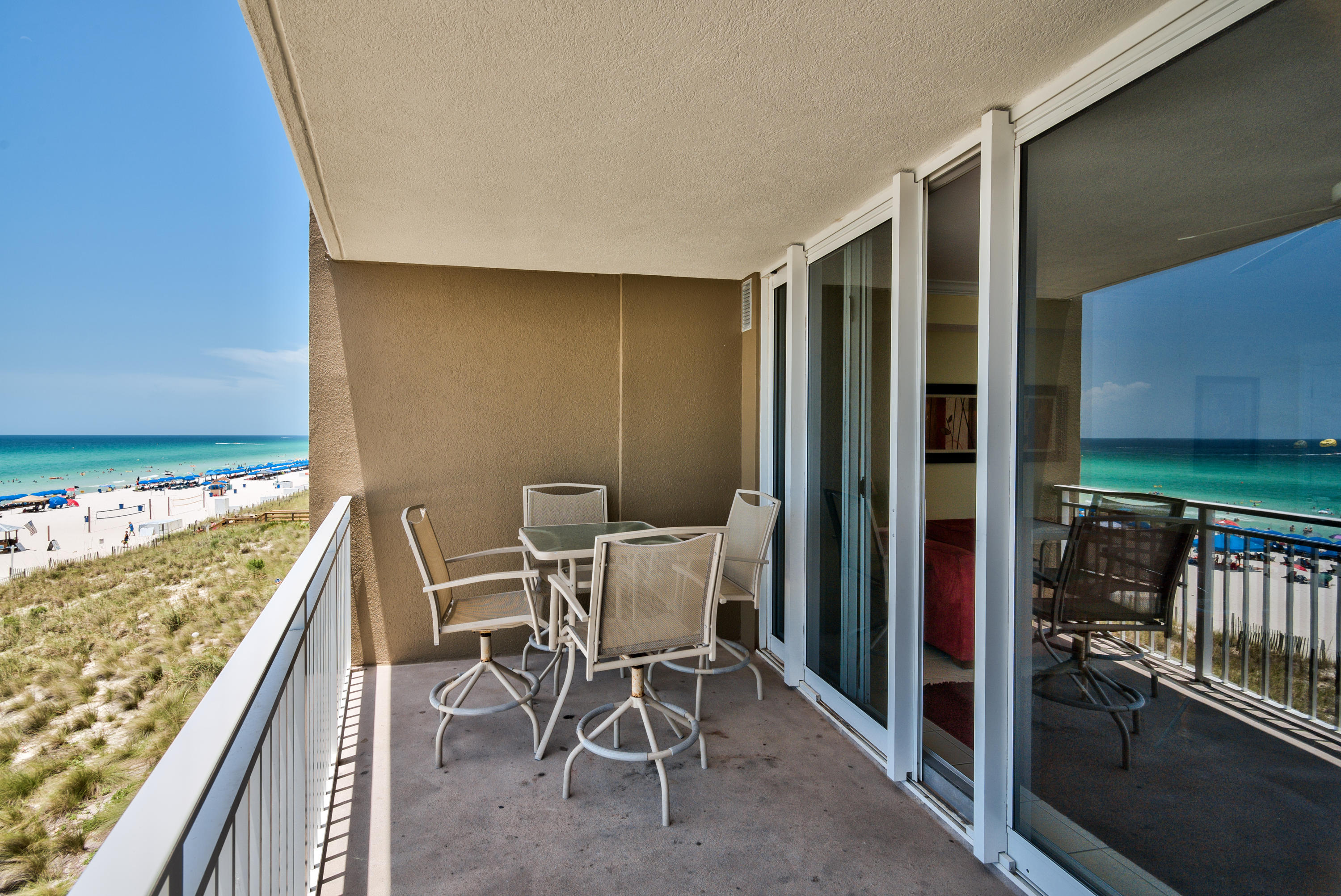 EMERALD BEACH RESORT - Residential