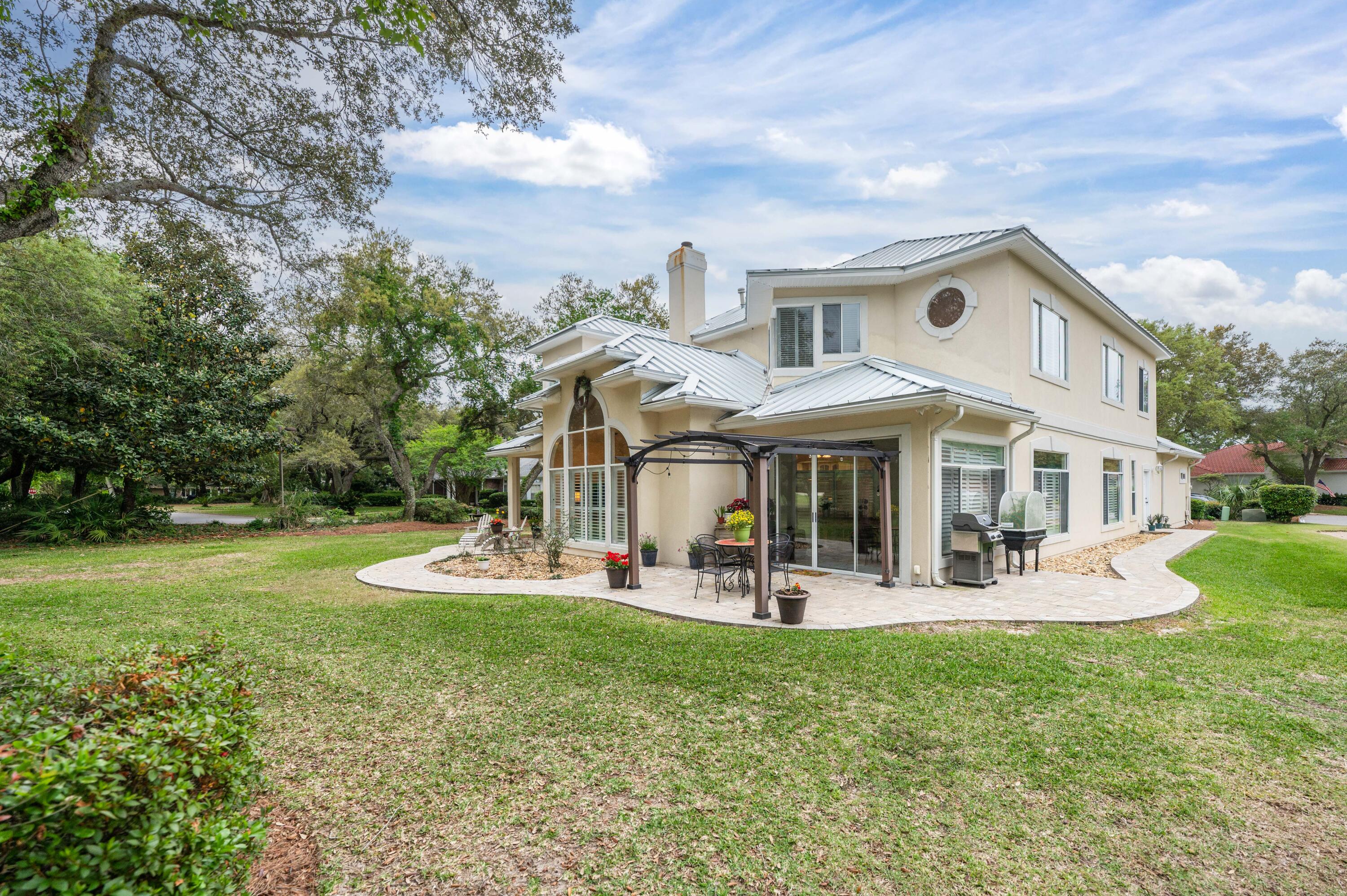 SOUTHWIND ESTATES - Residential