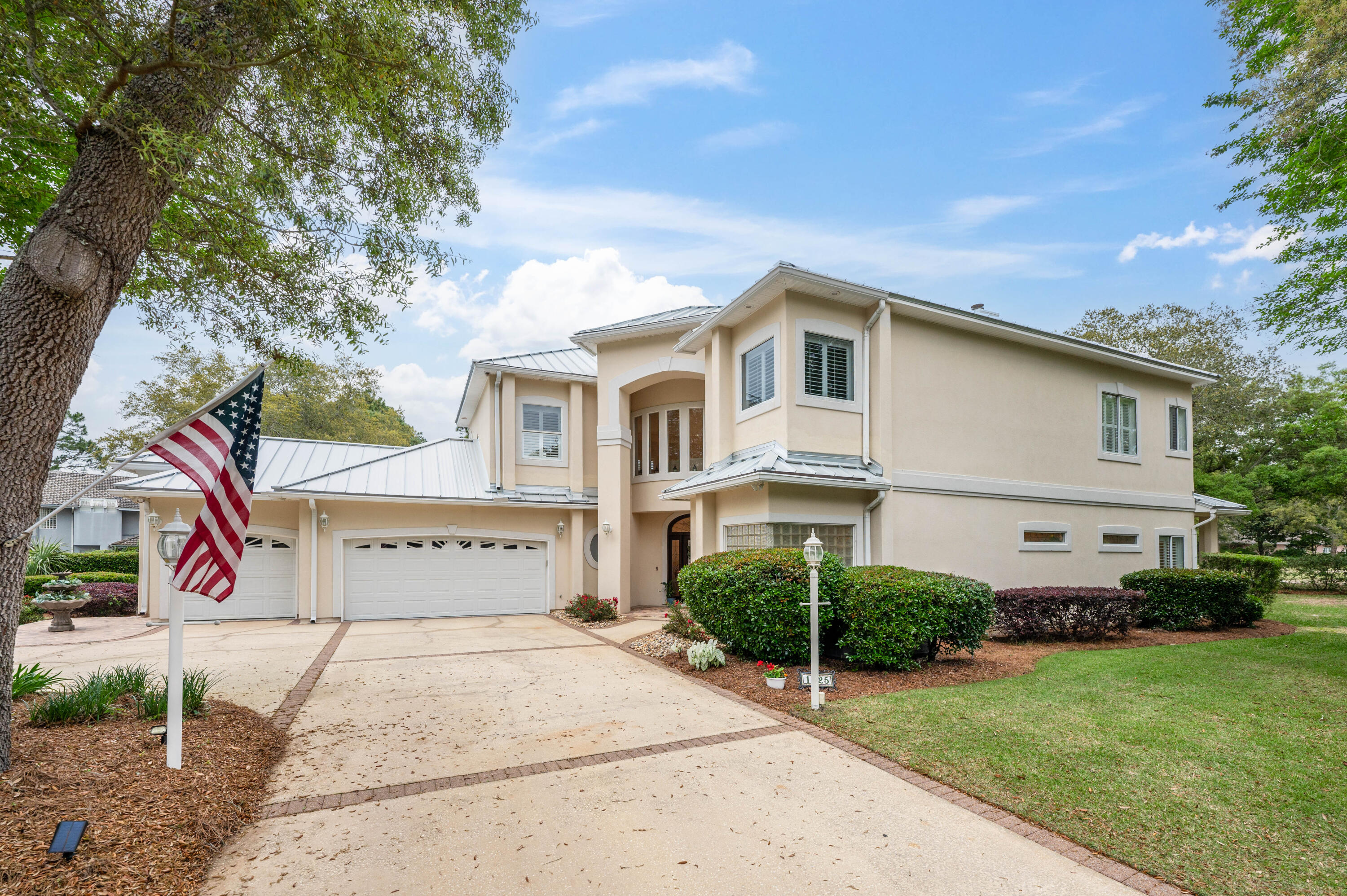 SOUTHWIND ESTATES - Residential