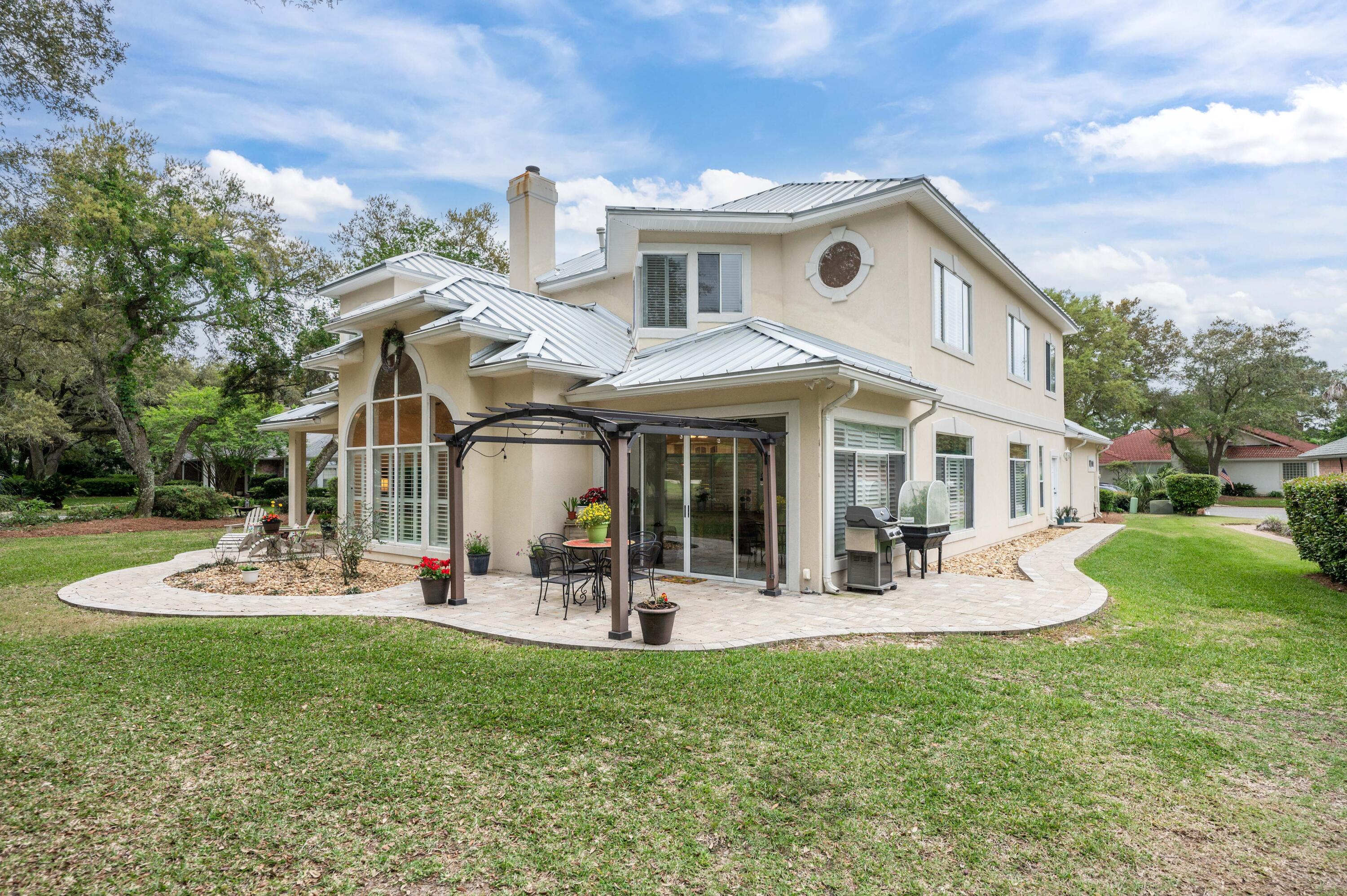 SOUTHWIND ESTATES - Residential