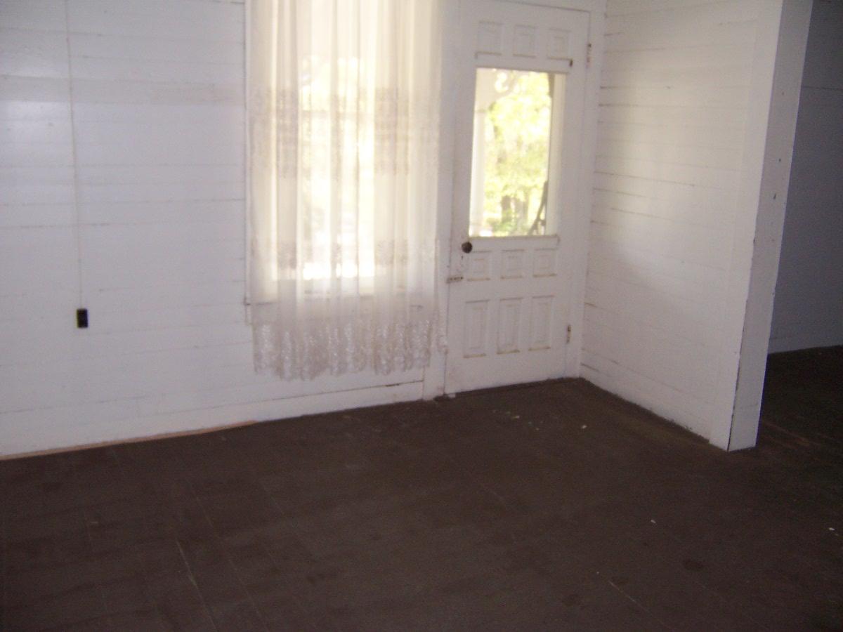 DEFUNIAK SPRINGS TOWN OF - Residential