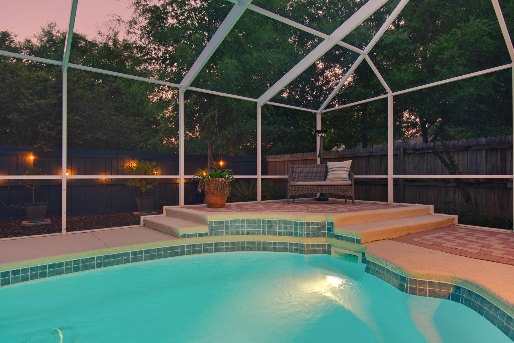 RAINTREE - Residential