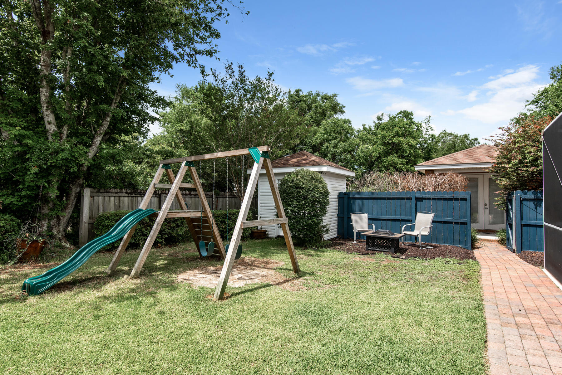 RAINTREE - Residential