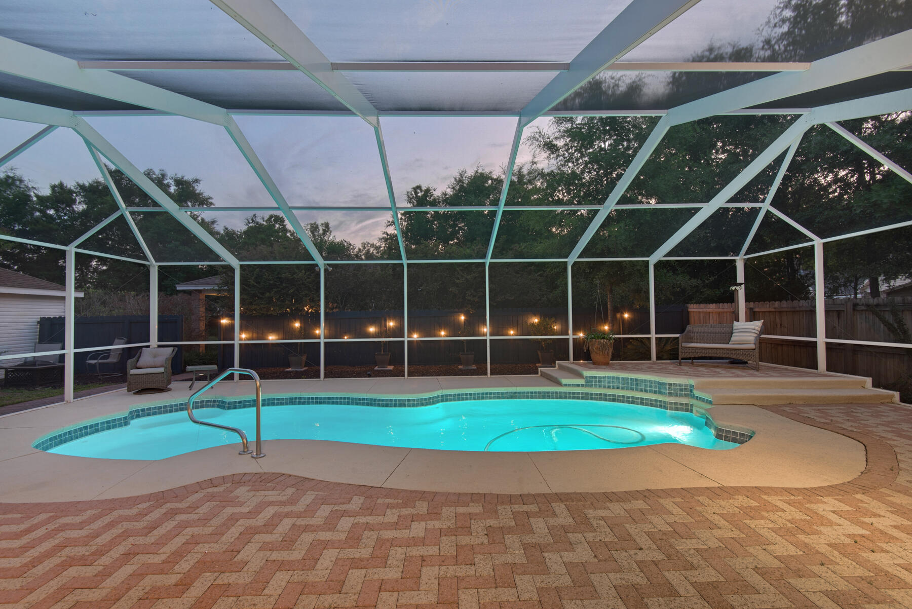 RAINTREE - Residential