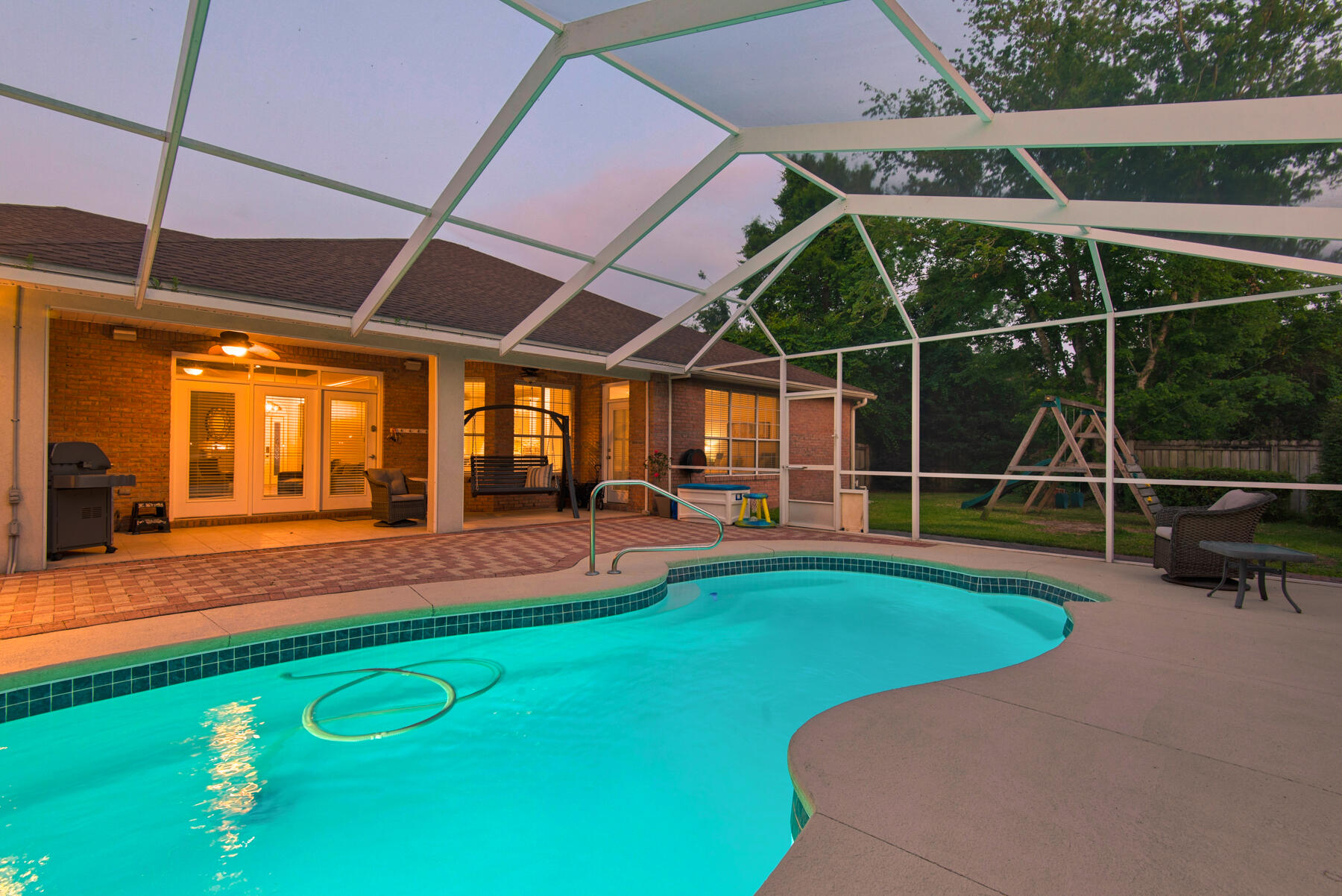 RAINTREE - Residential