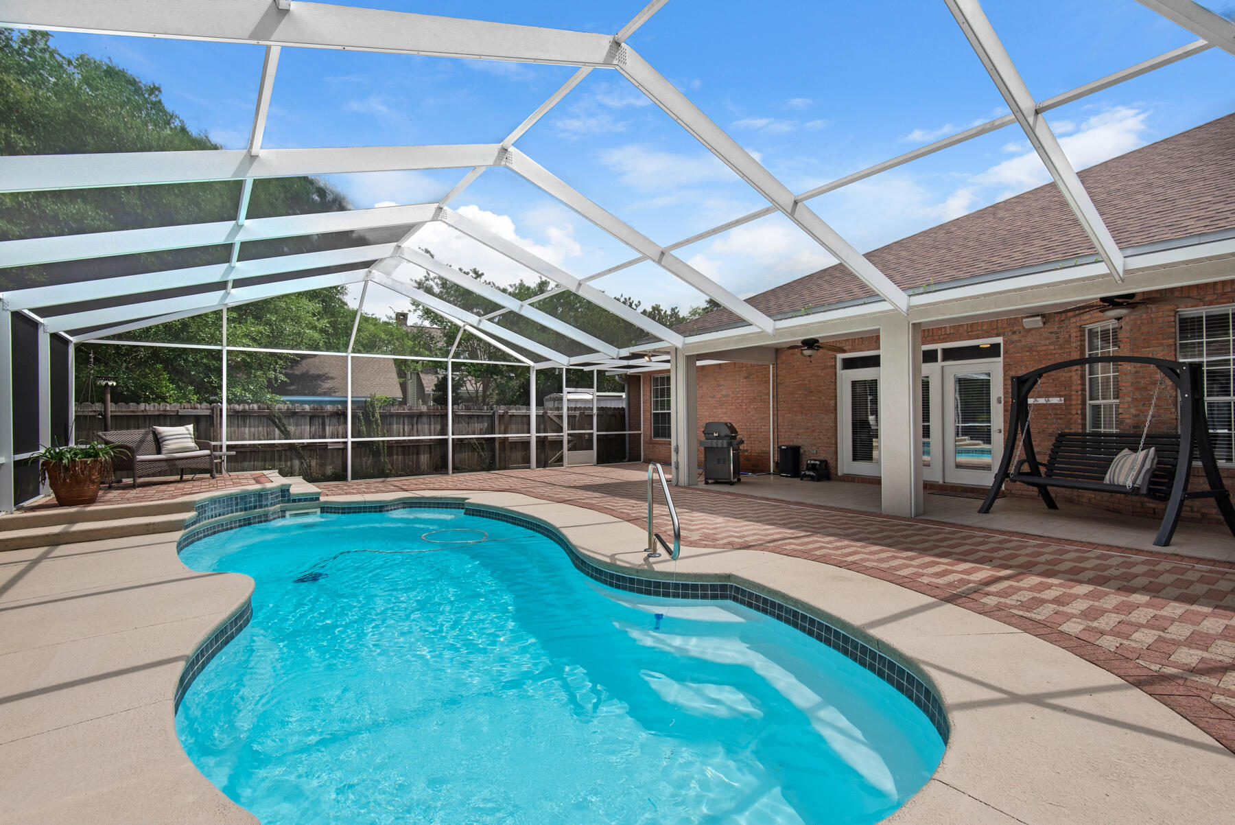 RAINTREE - Residential