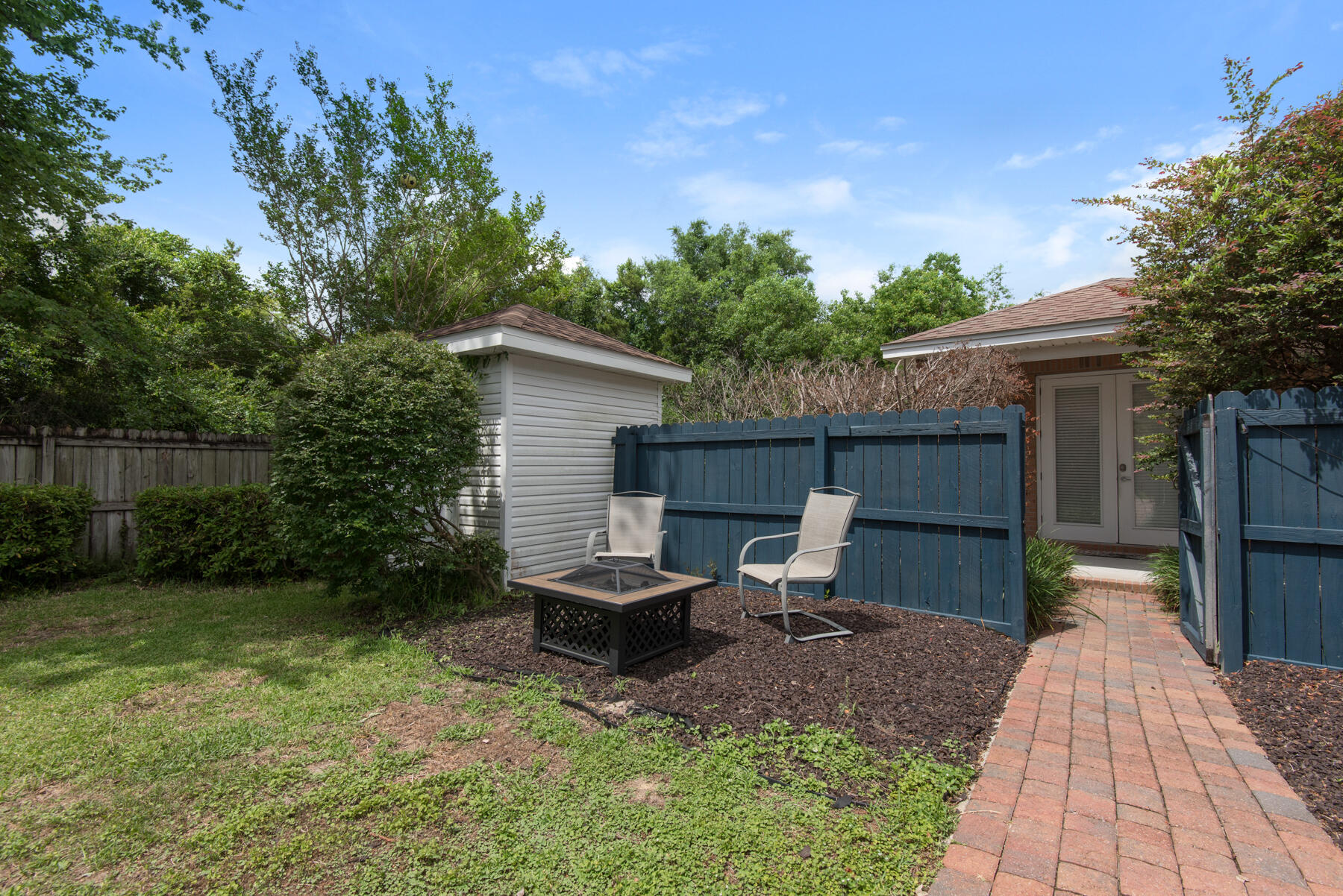 RAINTREE - Residential