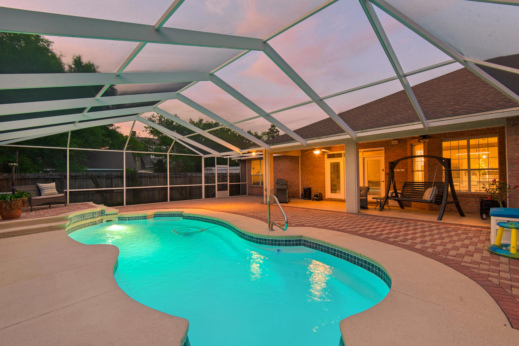 RAINTREE - Residential