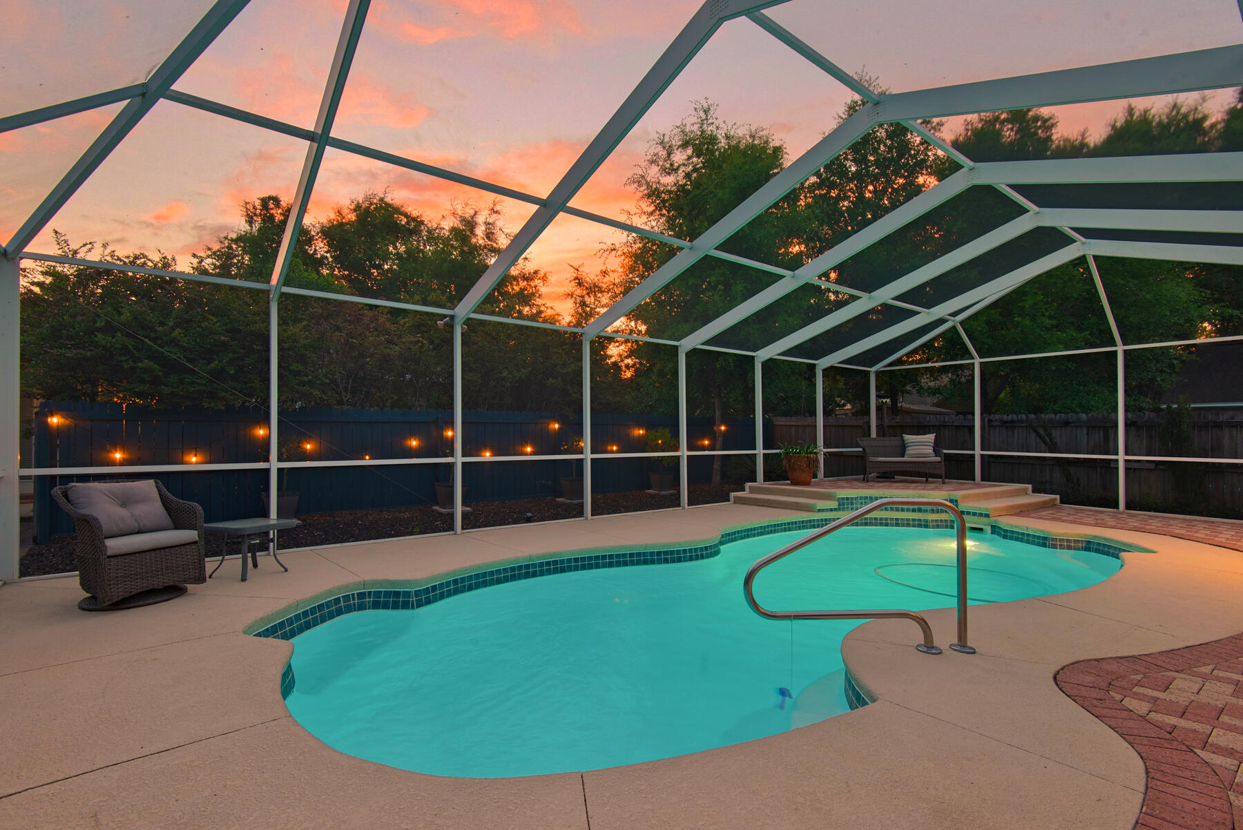 RAINTREE - Residential