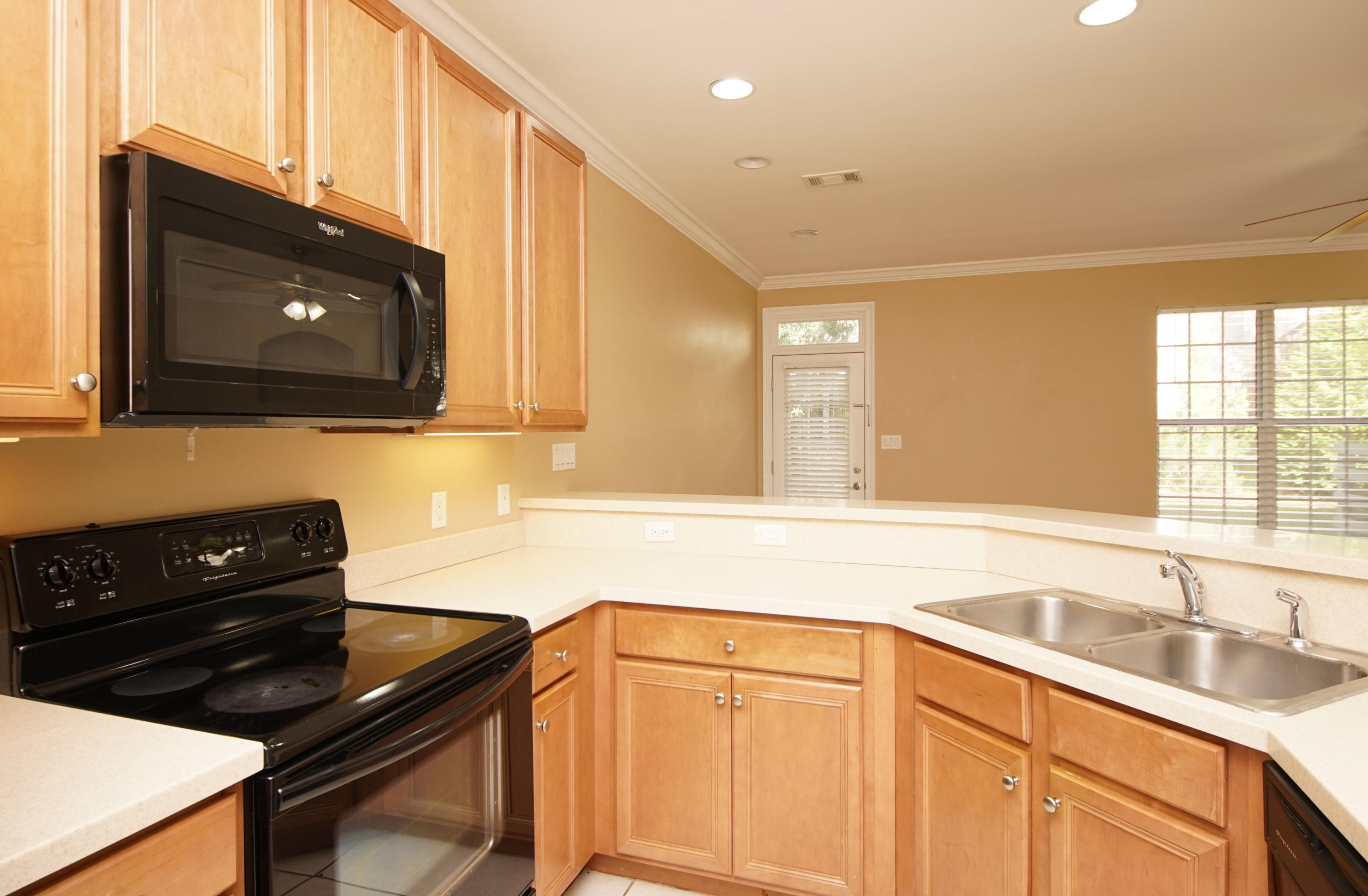 WALTON OAKS - Residential