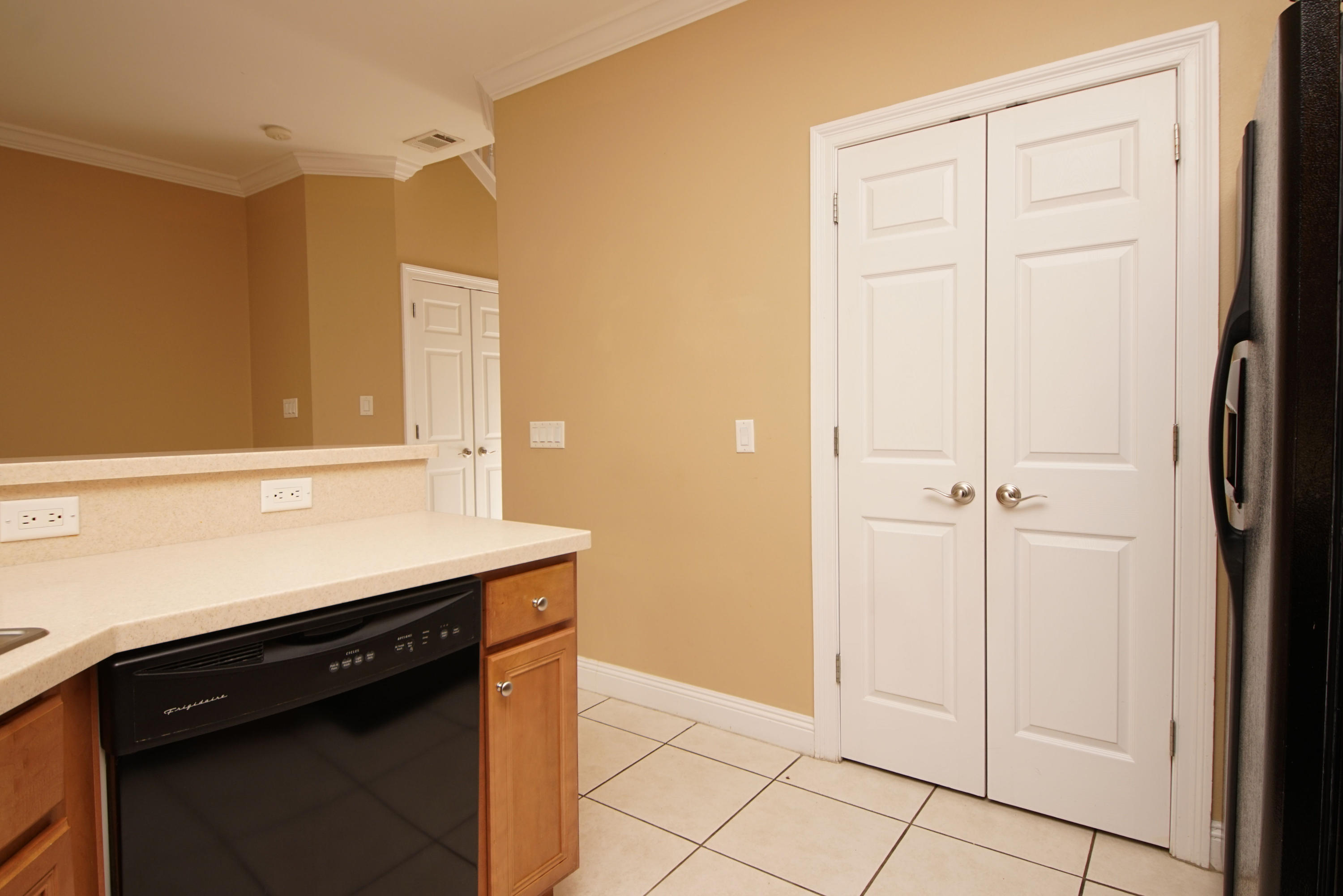 WALTON OAKS - Residential