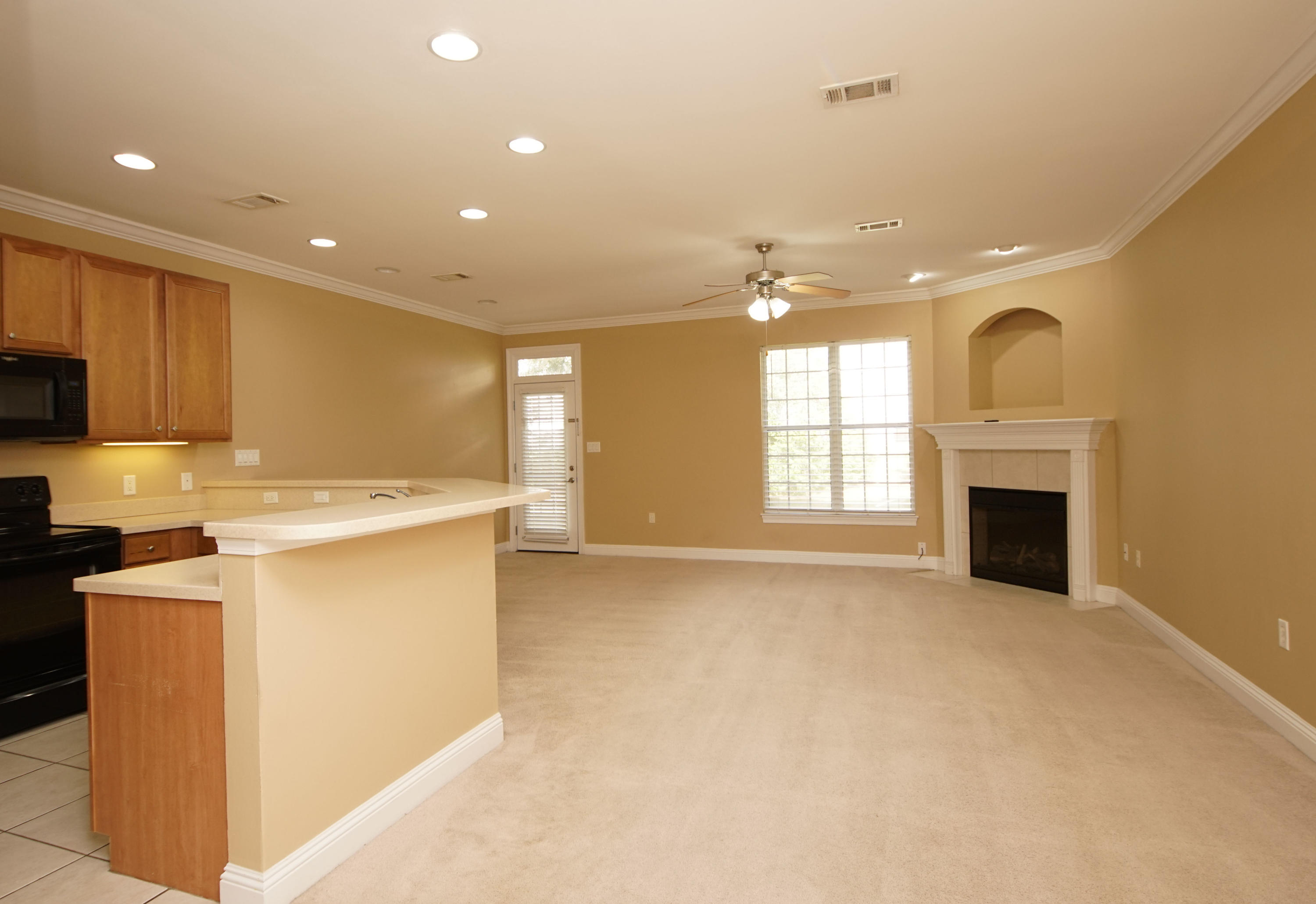 WALTON OAKS - Residential