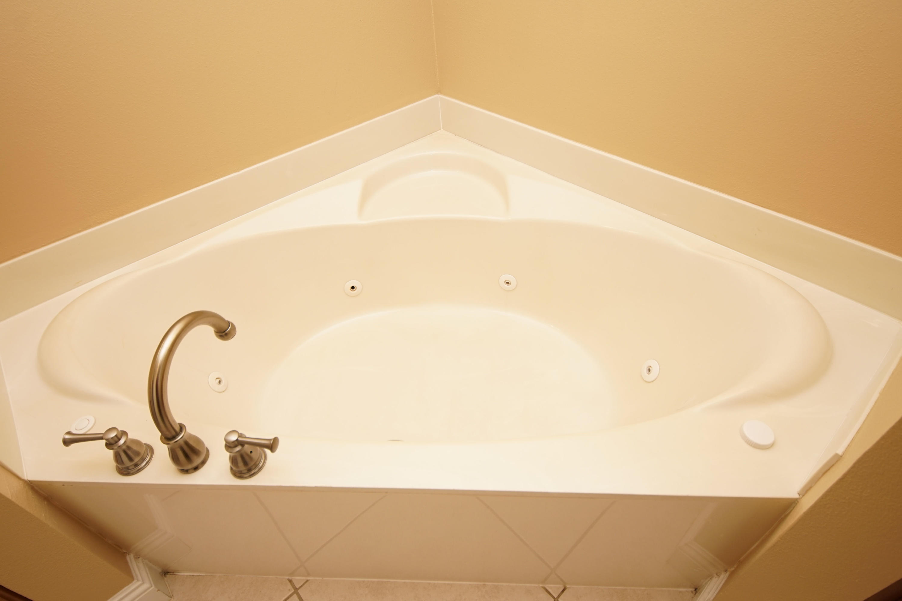 WALTON OAKS - Residential