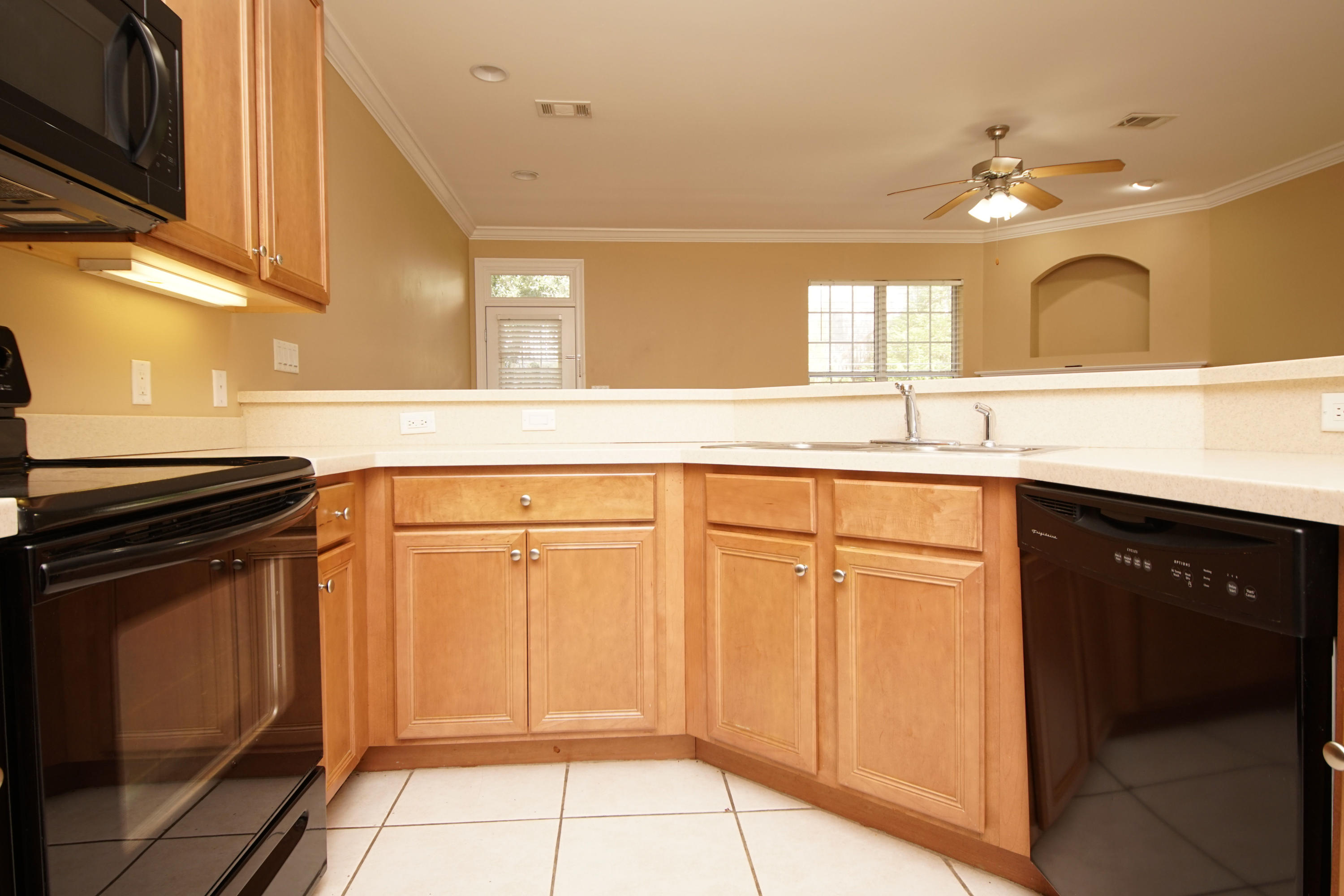 WALTON OAKS - Residential