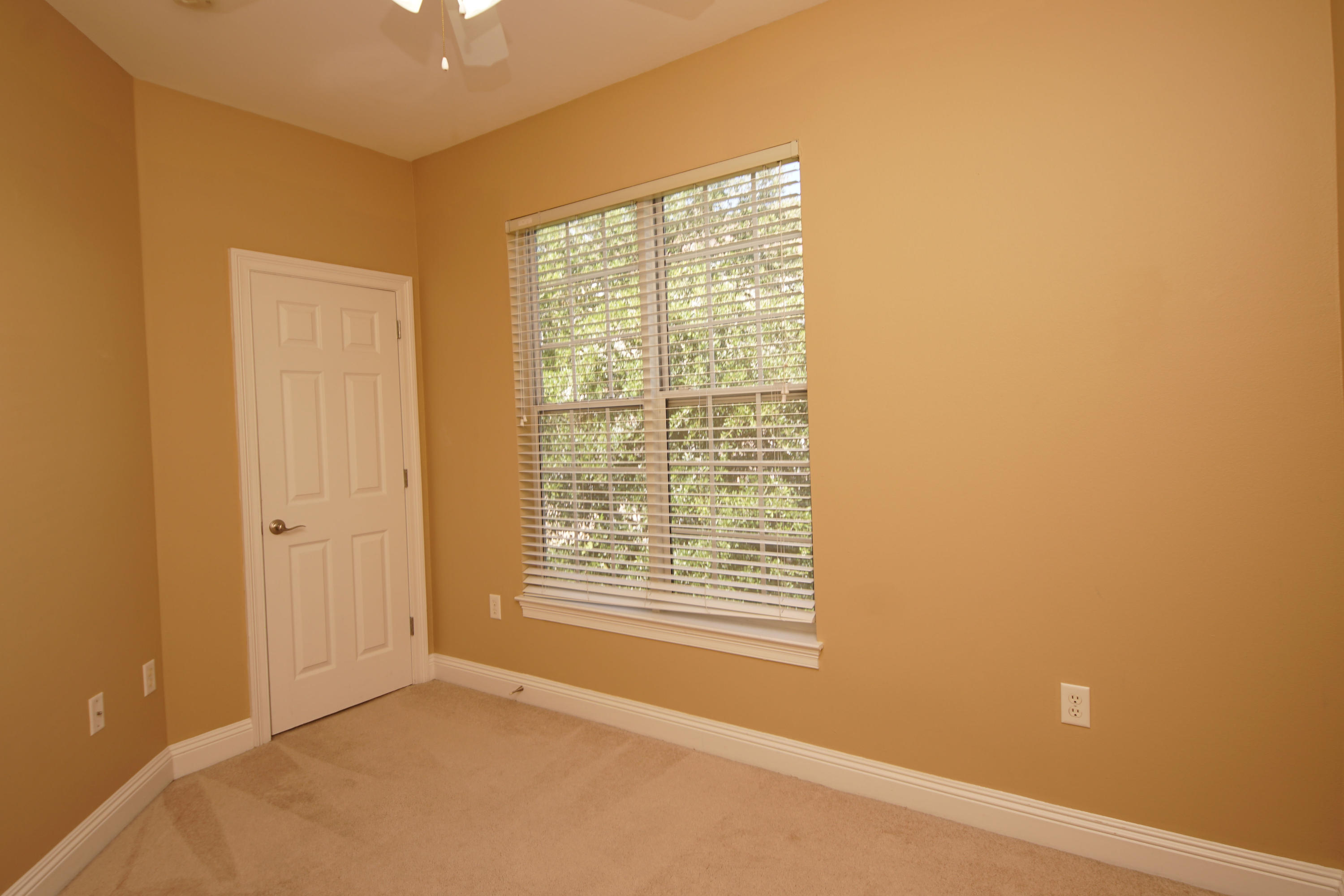 WALTON OAKS - Residential