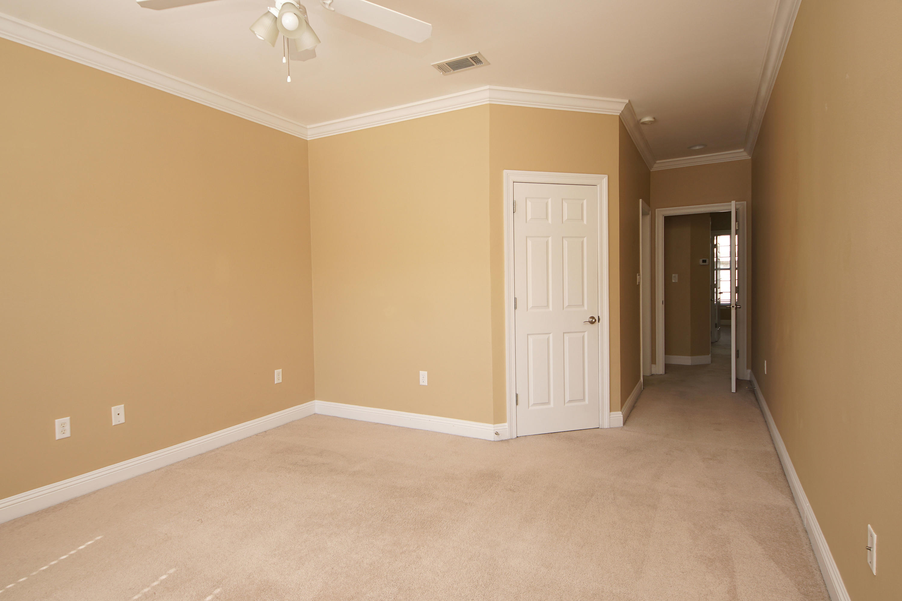 WALTON OAKS - Residential