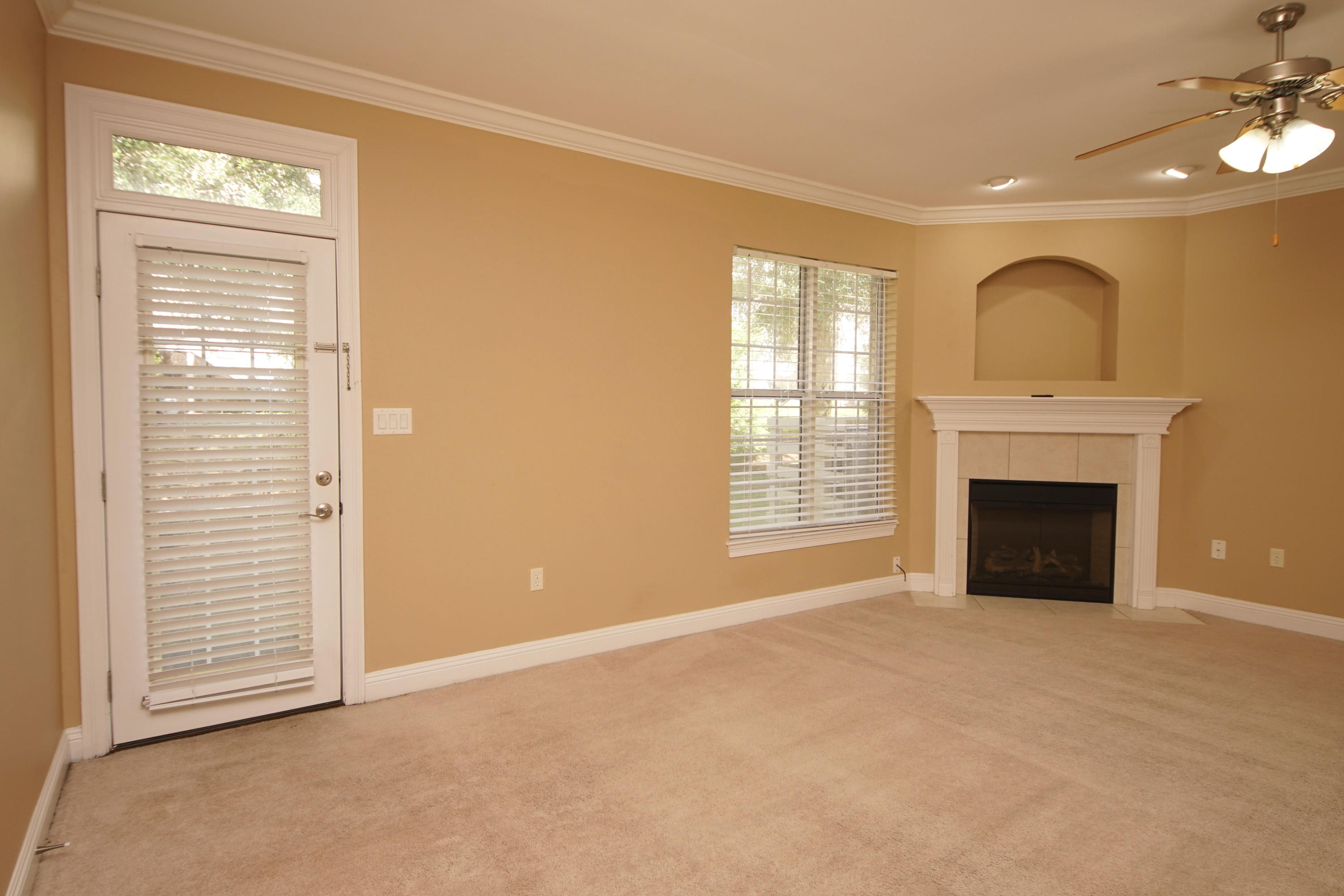 WALTON OAKS - Residential