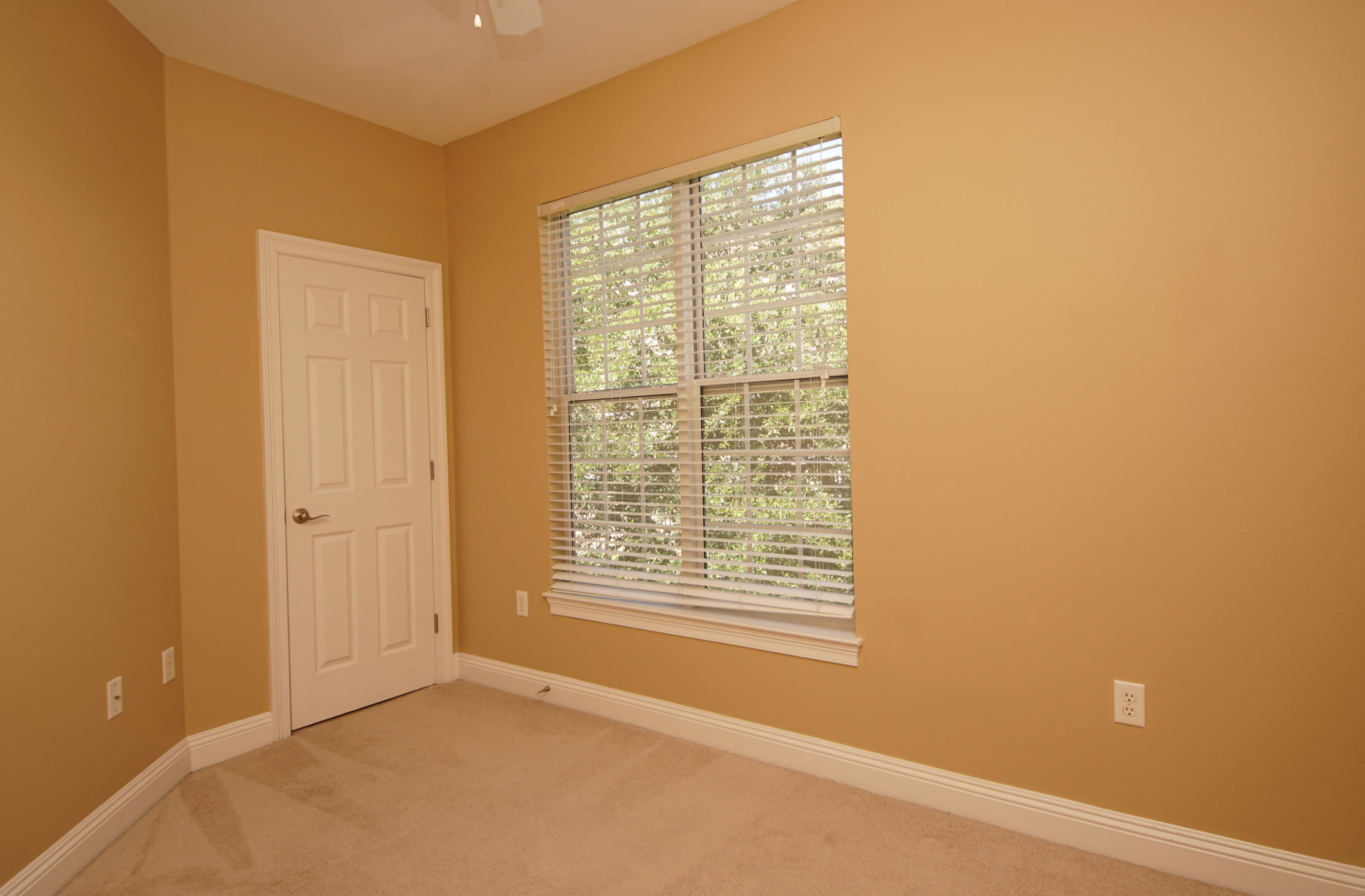 WALTON OAKS - Residential