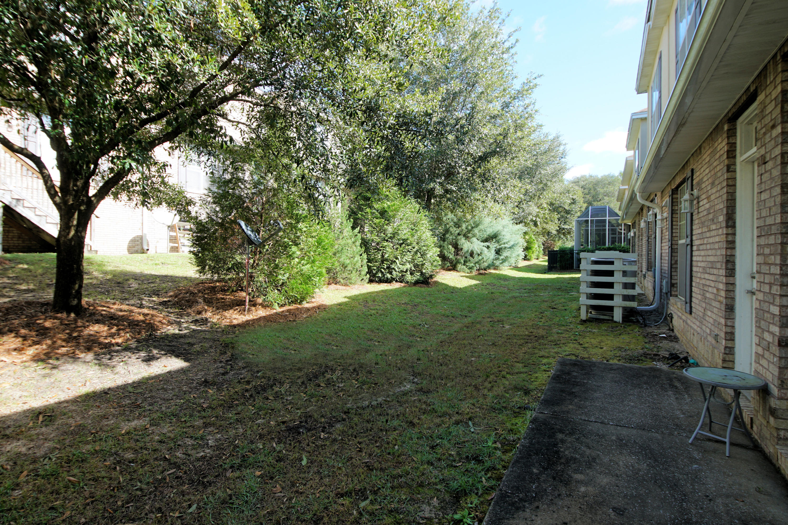 WALTON OAKS - Residential