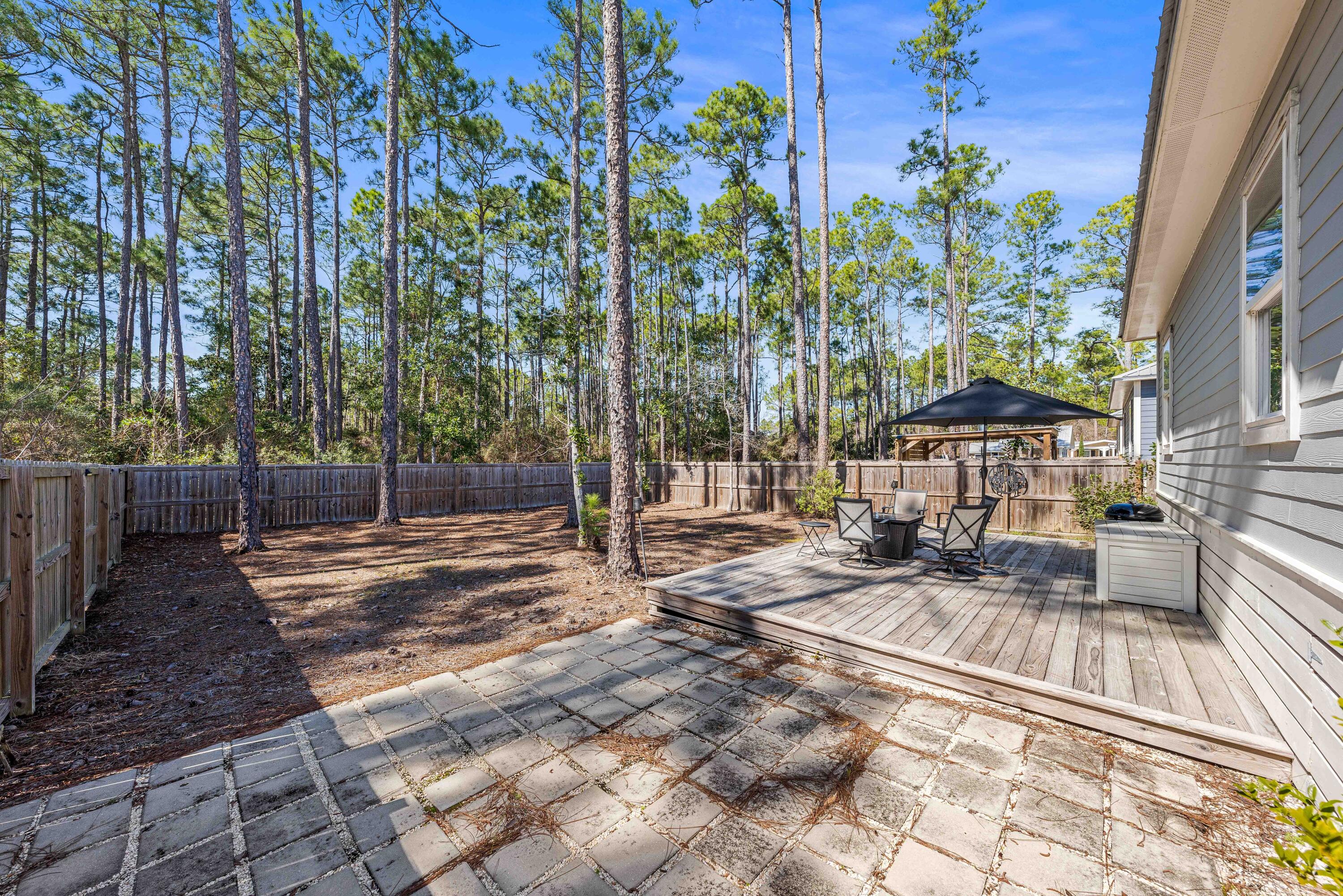 TOWN OF SANTA ROSA - Residential