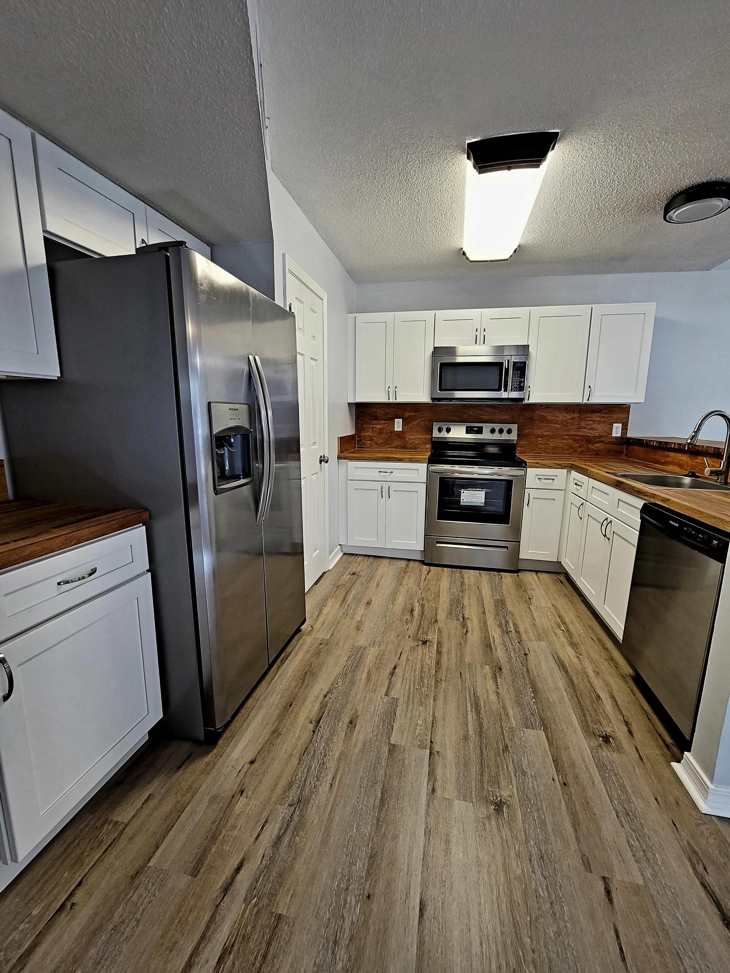 BELL-BROOK ESTATES 1ST ADDN - Residential