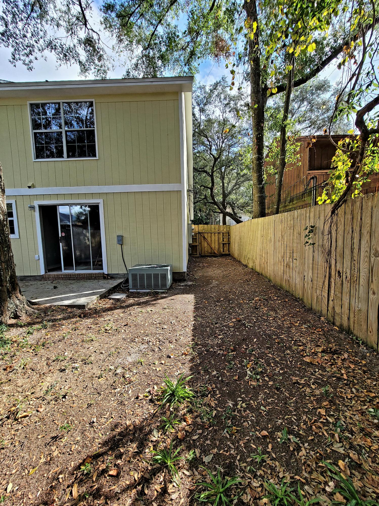 BELL-BROOK ESTATES 1ST ADDN - Residential