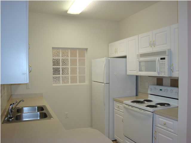 THE OAKS AT NICEVILLE - Residential Lease