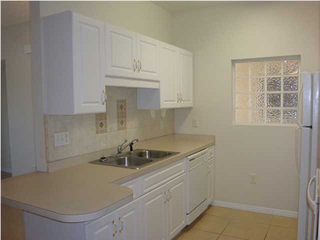 THE OAKS AT NICEVILLE - Residential Lease