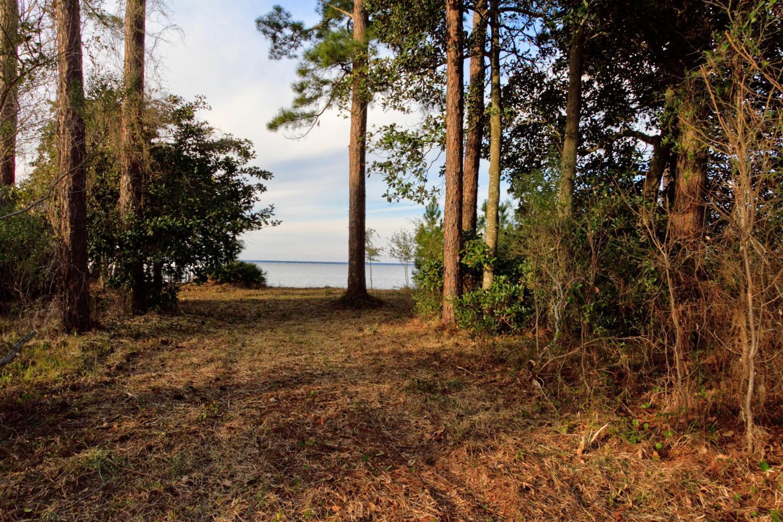 MORENO ACRES S/D - Land