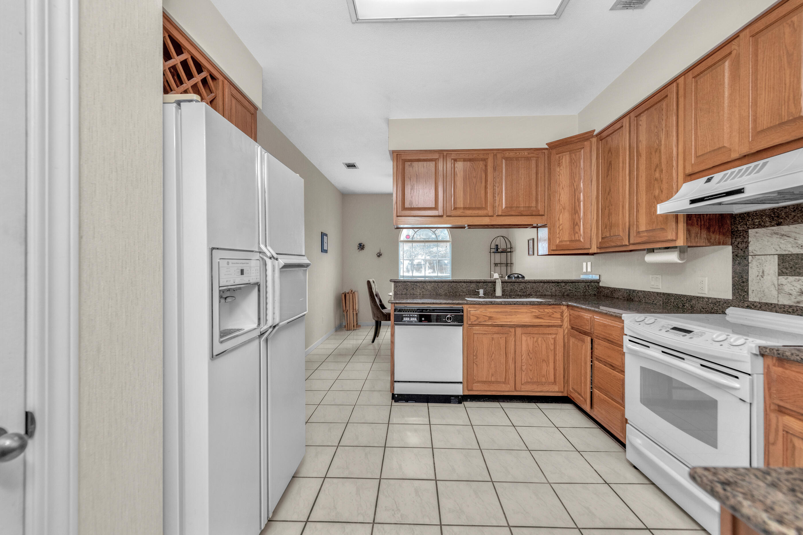 LAKE POINTE - Residential