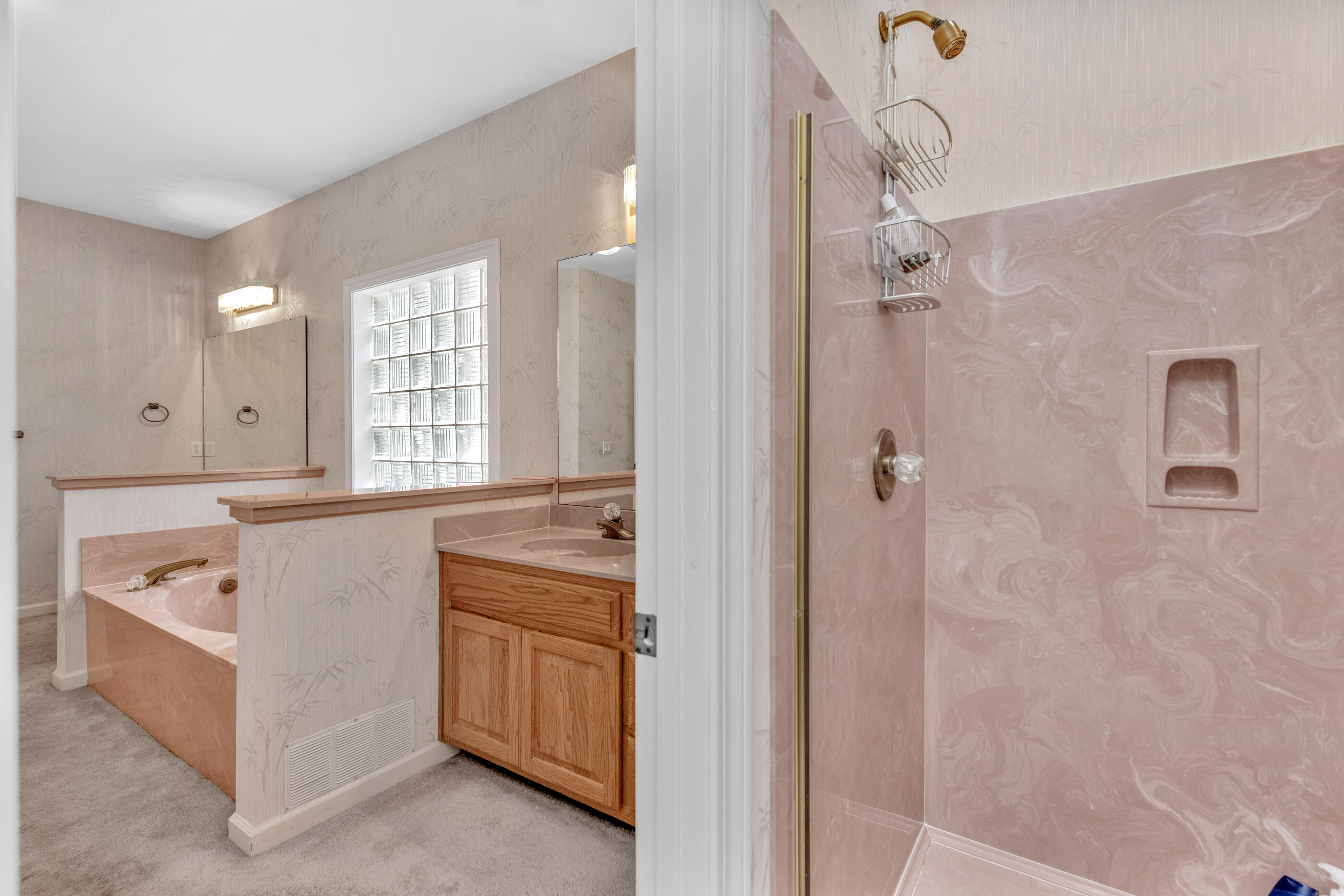 LAKE POINTE - Residential