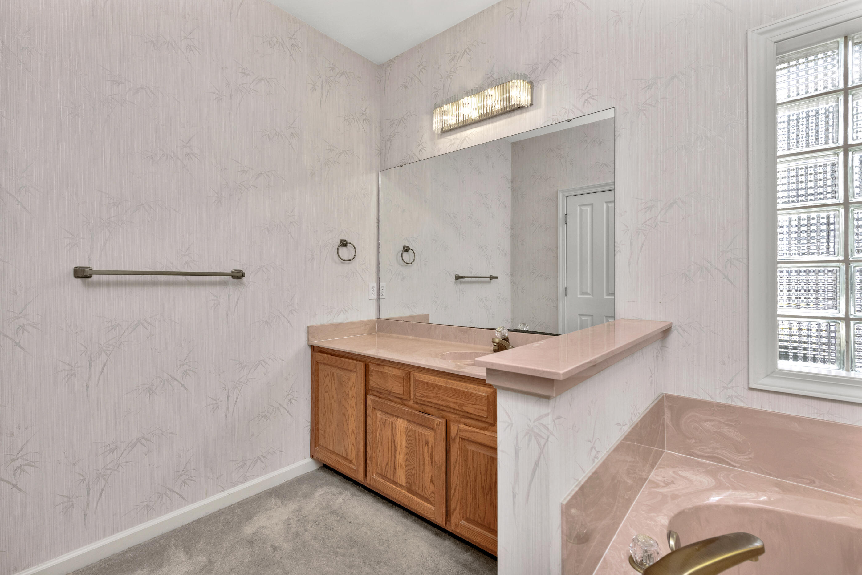 LAKE POINTE - Residential