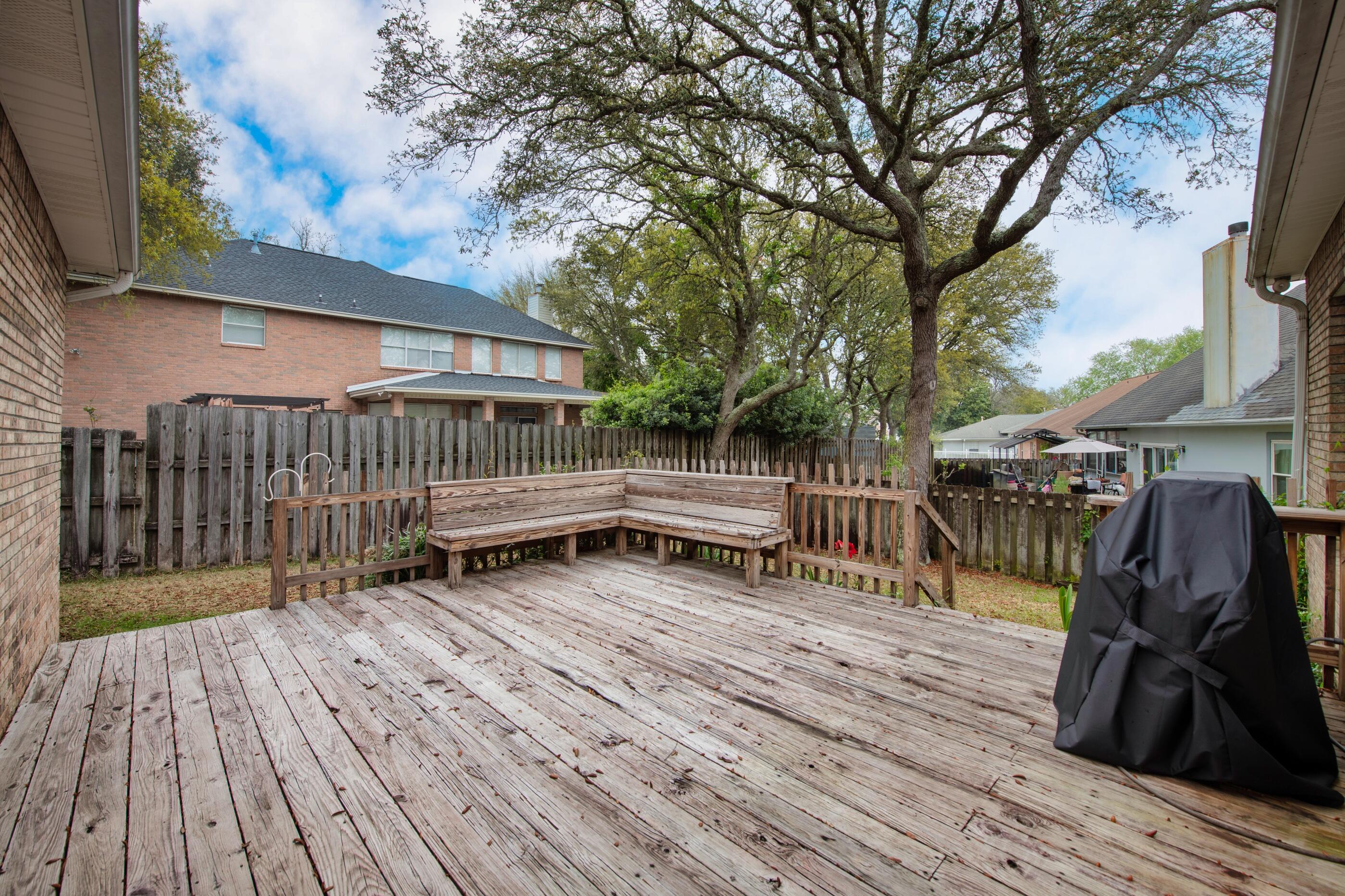 LAKE POINTE - Residential