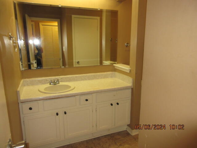 ELM PLACE CONDO - Residential