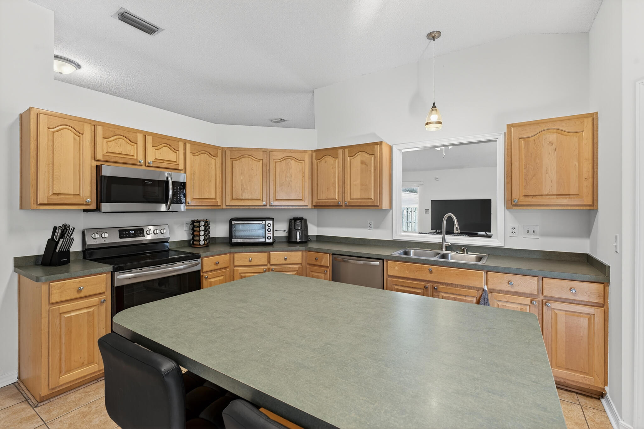 EMERALD VILLAGE S/D - Residential