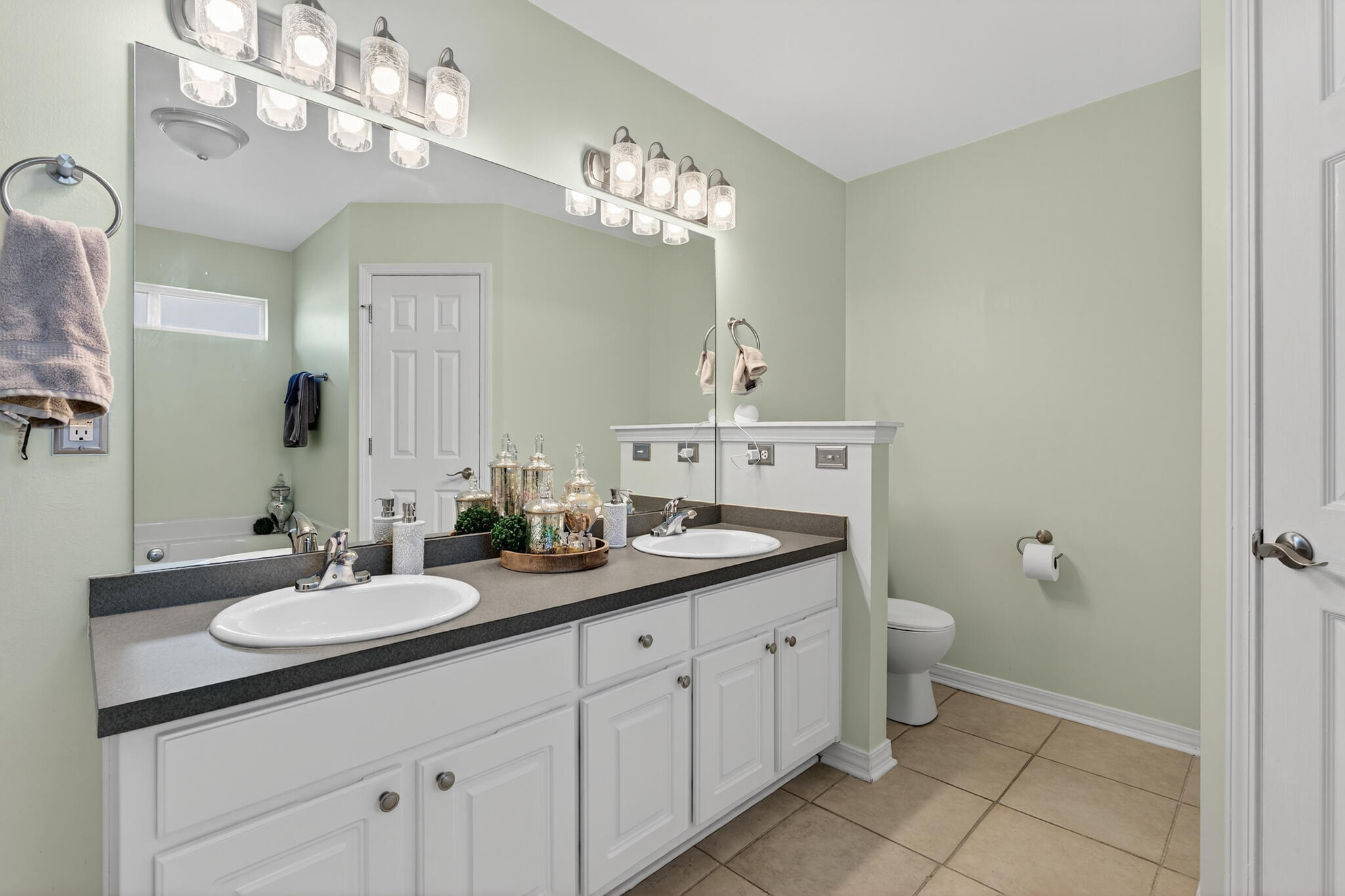 EMERALD VILLAGE S/D - Residential