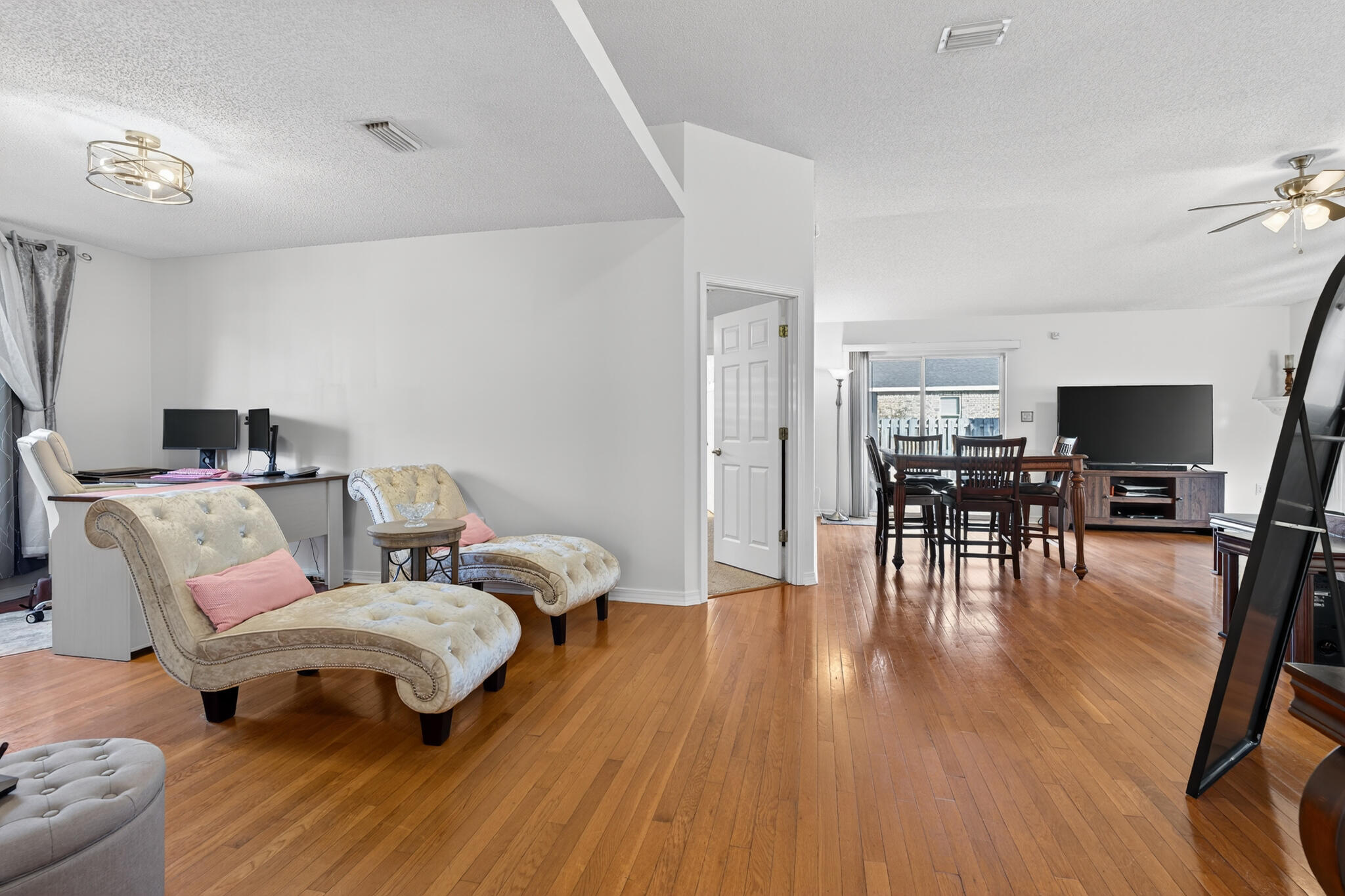 EMERALD VILLAGE S/D - Residential