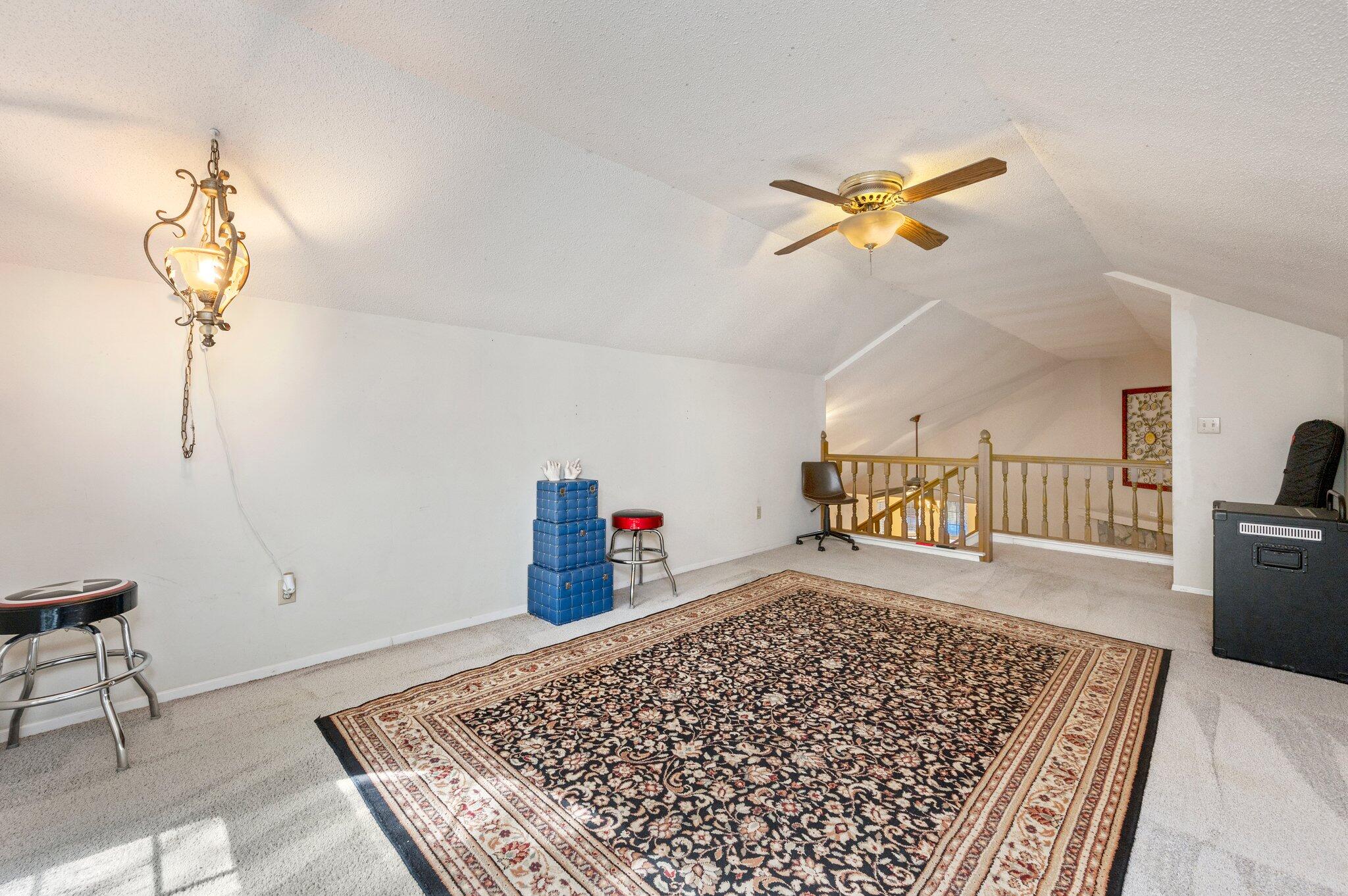 SAVANNAH OAKS - Residential